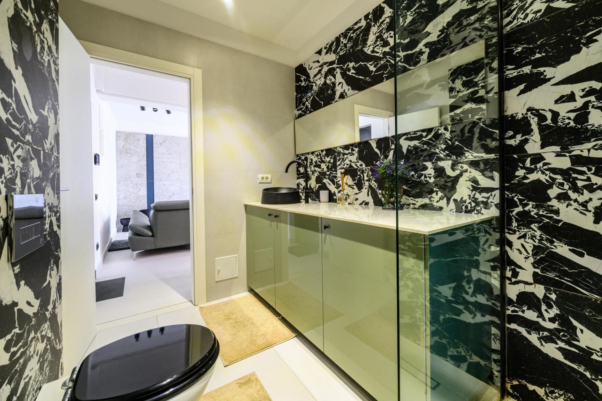 One-Bedroom Apartment with Terrace