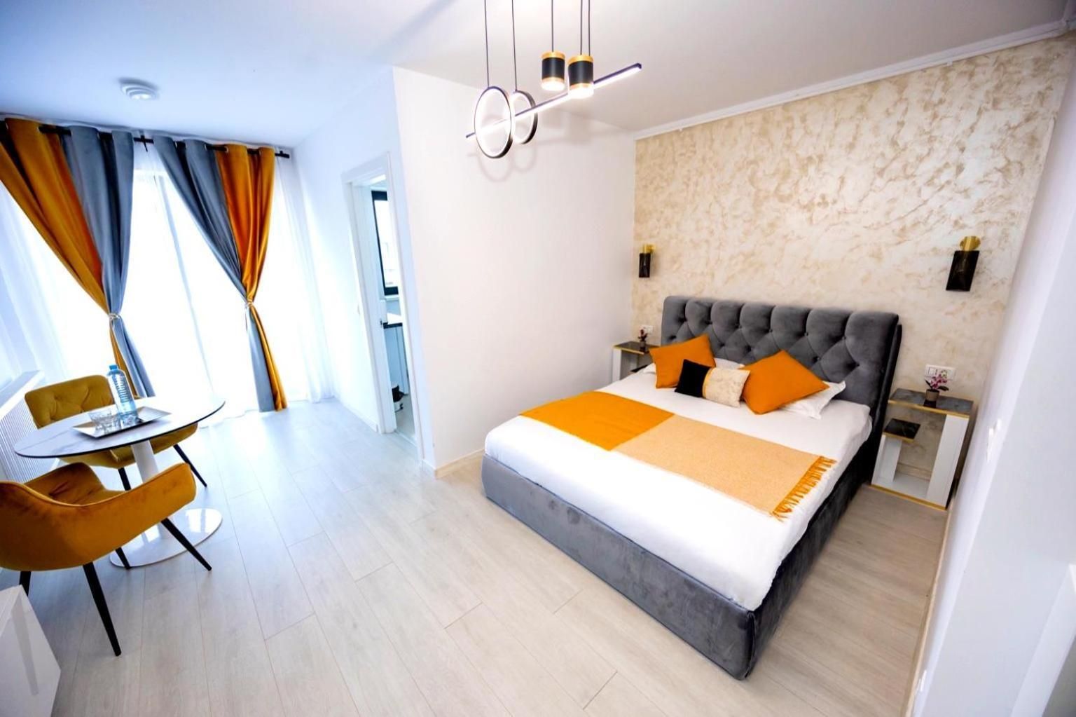 Apartment with City View