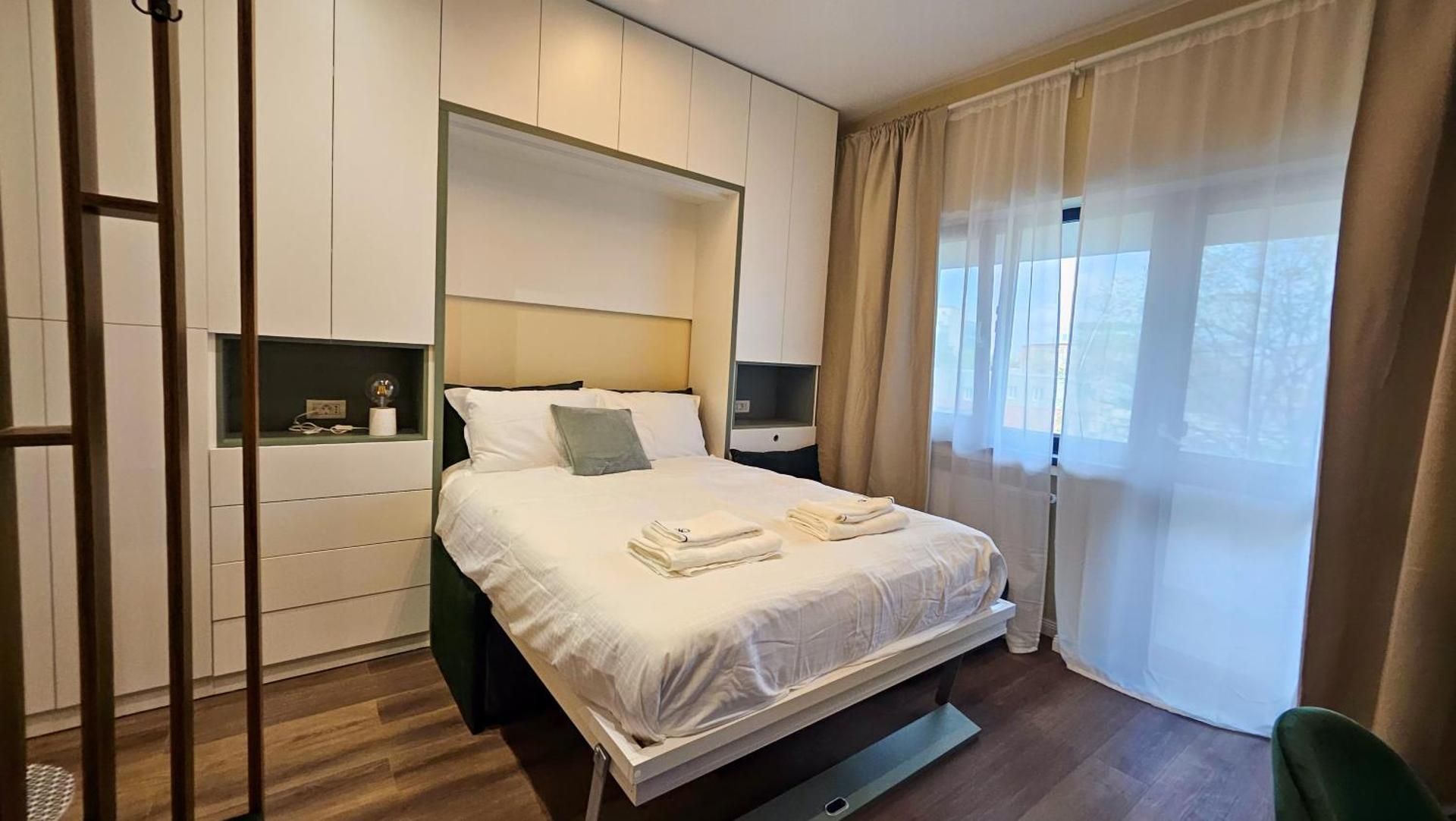 Deluxe Double Studio