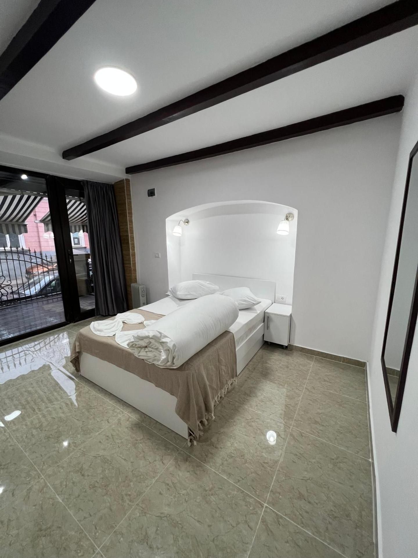 Queen Room with Balcony