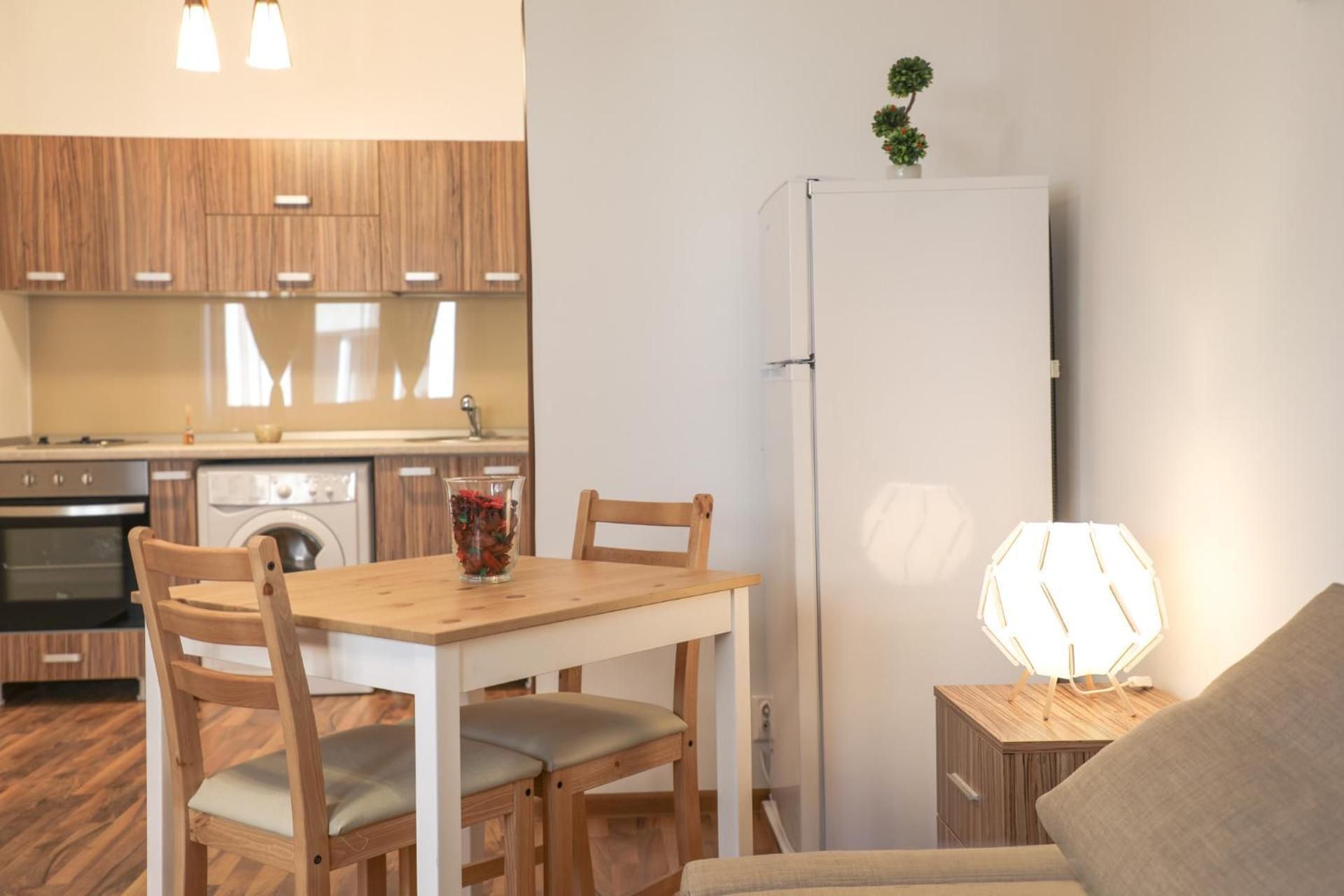 Ultracentral Apartament with Balcony - Old Town