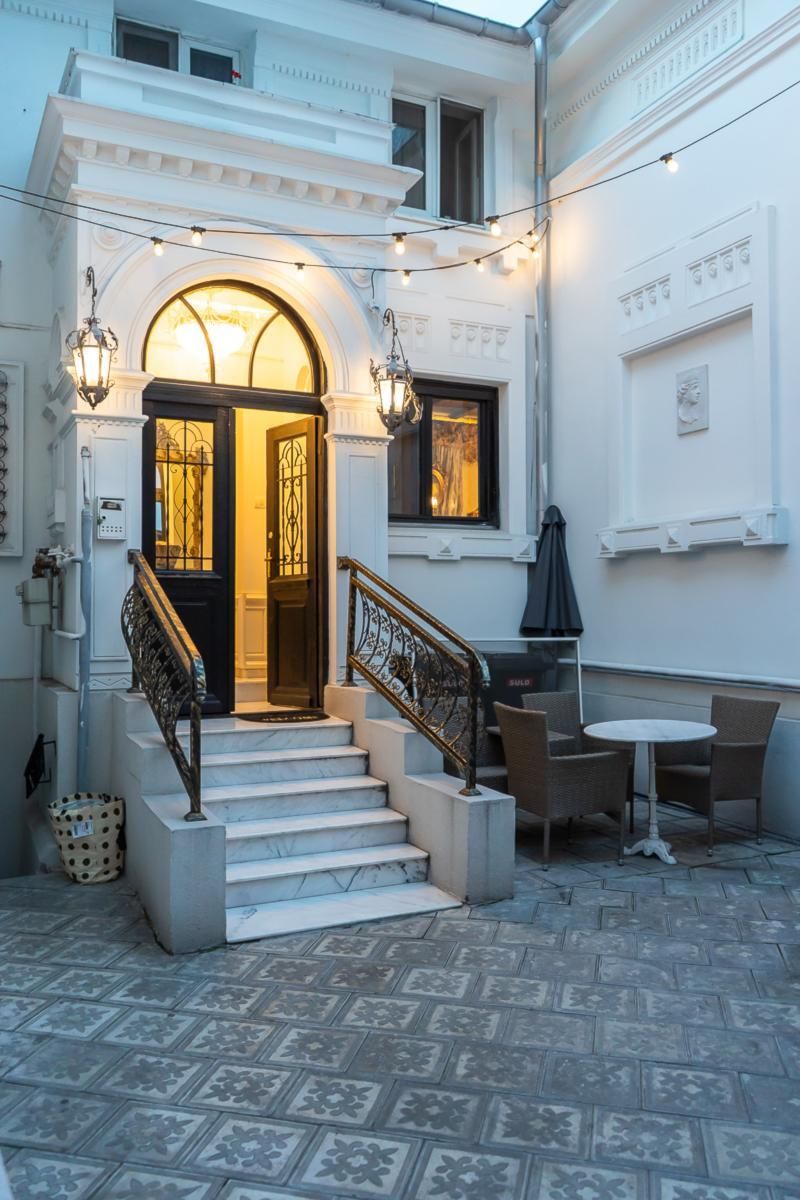 Conacul Coroanei Luxury Boutique Hotel