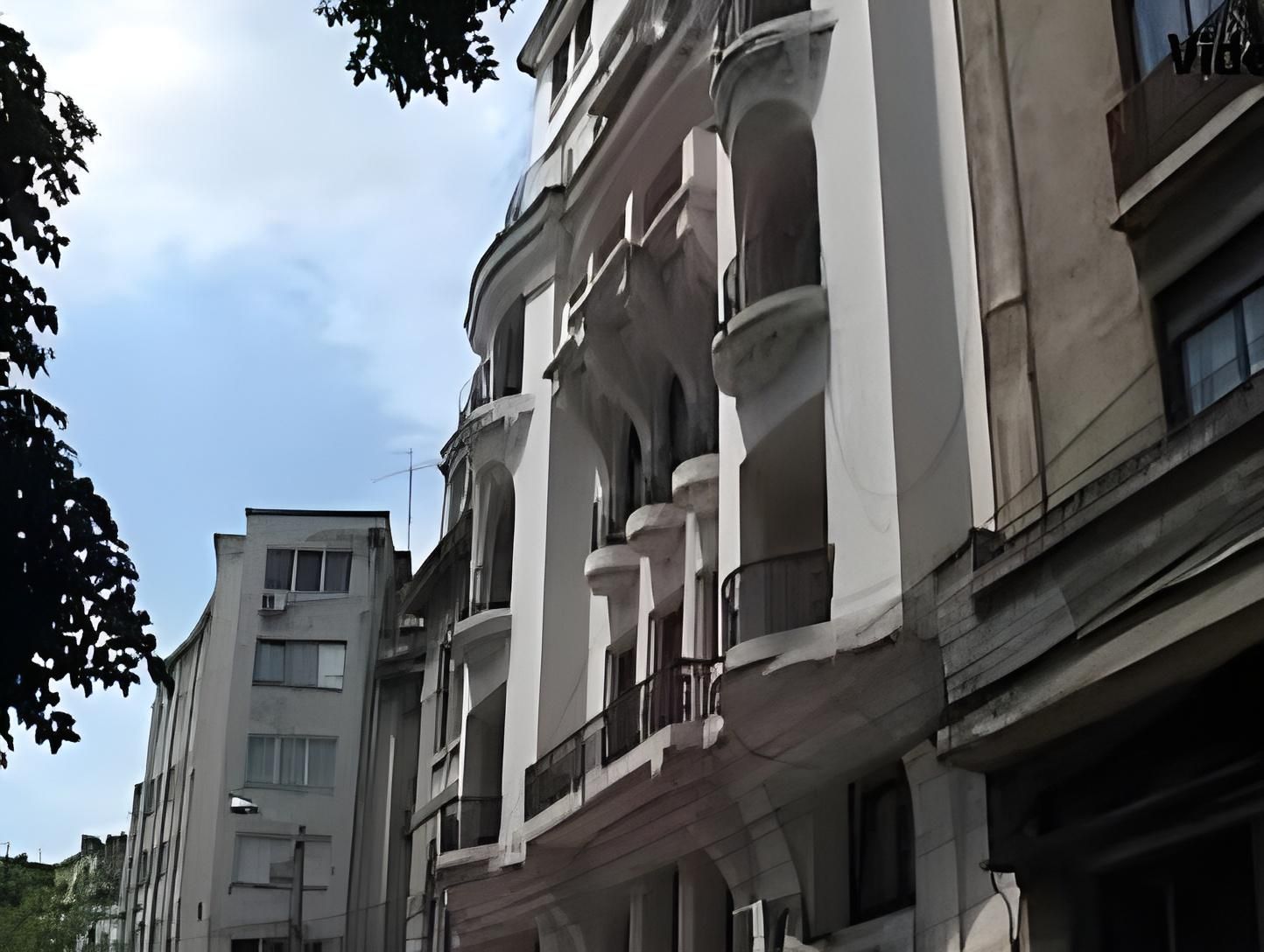 Hotel Carpati Imparatul Romanilor