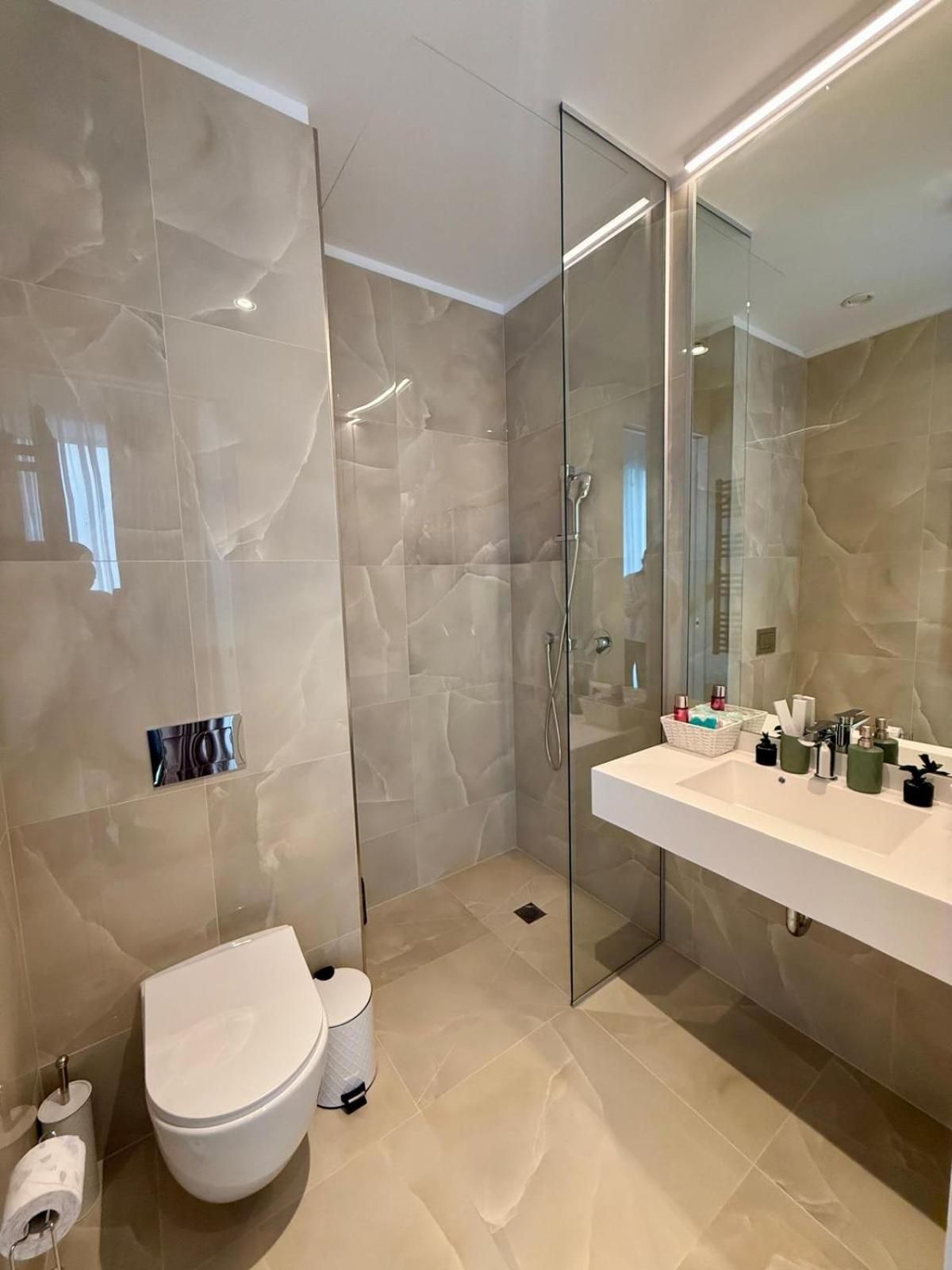 Two-Bedroom Apartment with City View