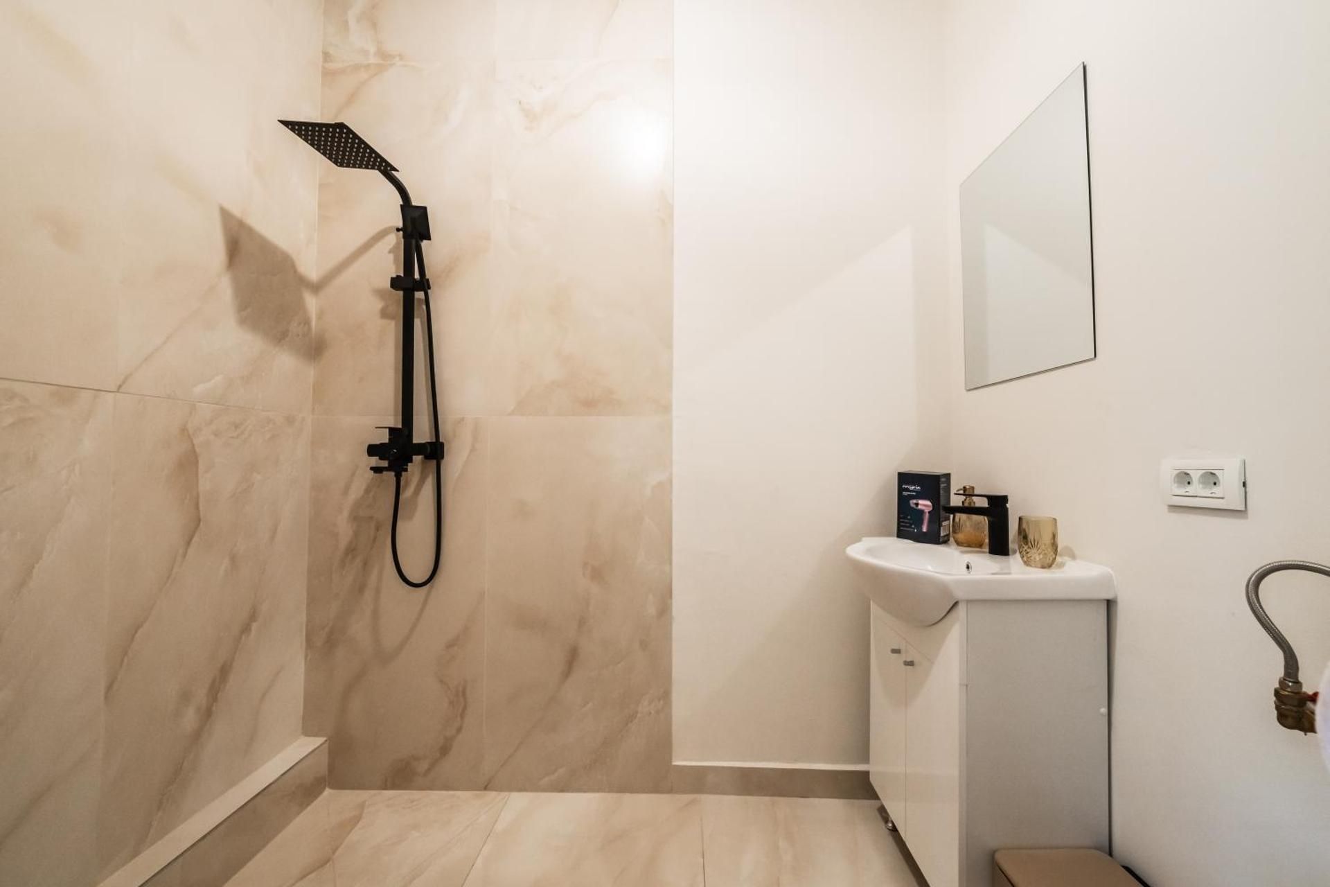 One-Bedroom Apartment with Terrace