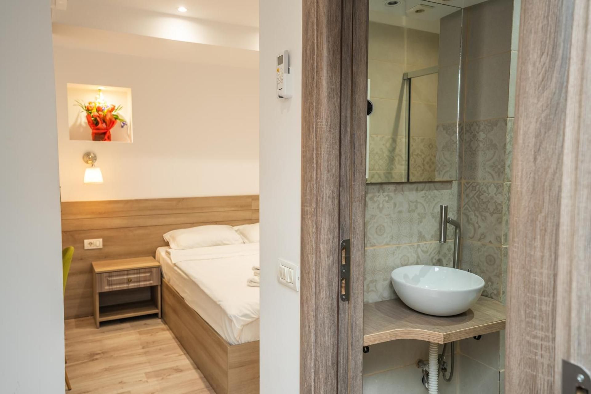 Liad Hotel Standard  Room 3