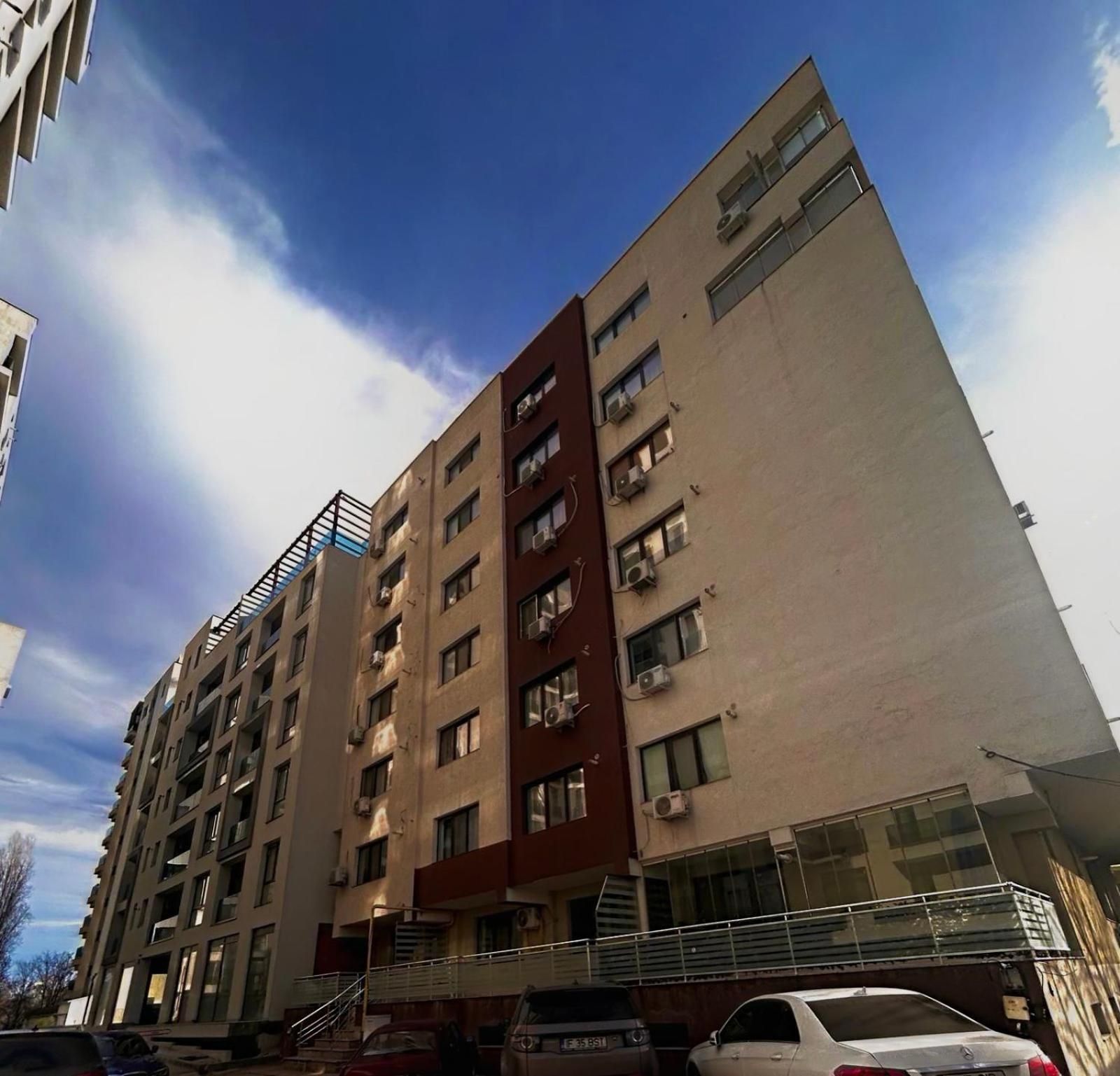 Cozy Apartment with Self Check-in near Promenada Mall and Verdi Park