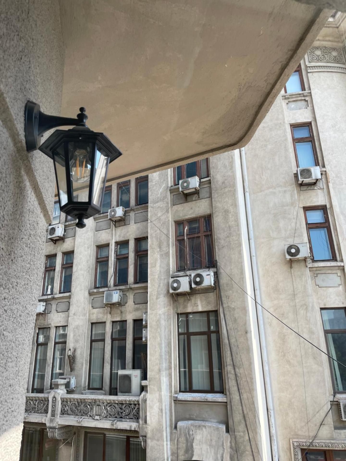 On the river Ultra central Suites