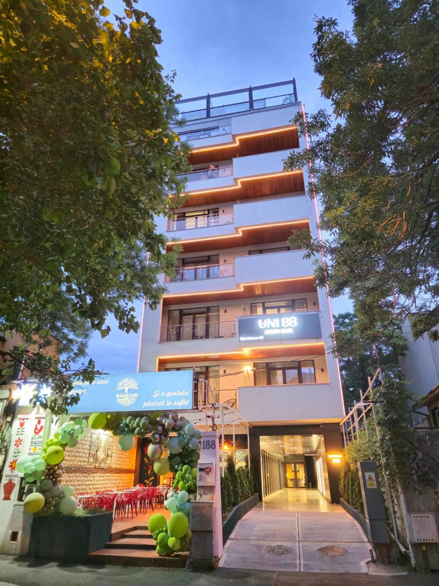 Crown Penthouse - Luxurious, Spa & Vista , by Uni88 ApartHotel