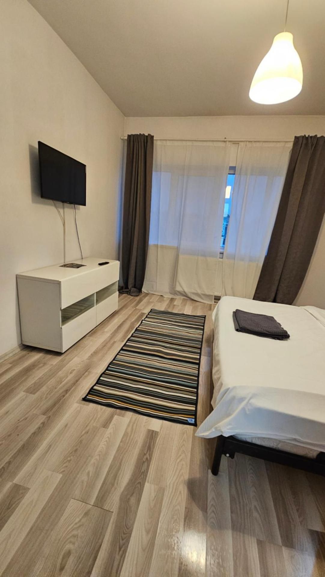 Two-Bedroom Apartment with City View
