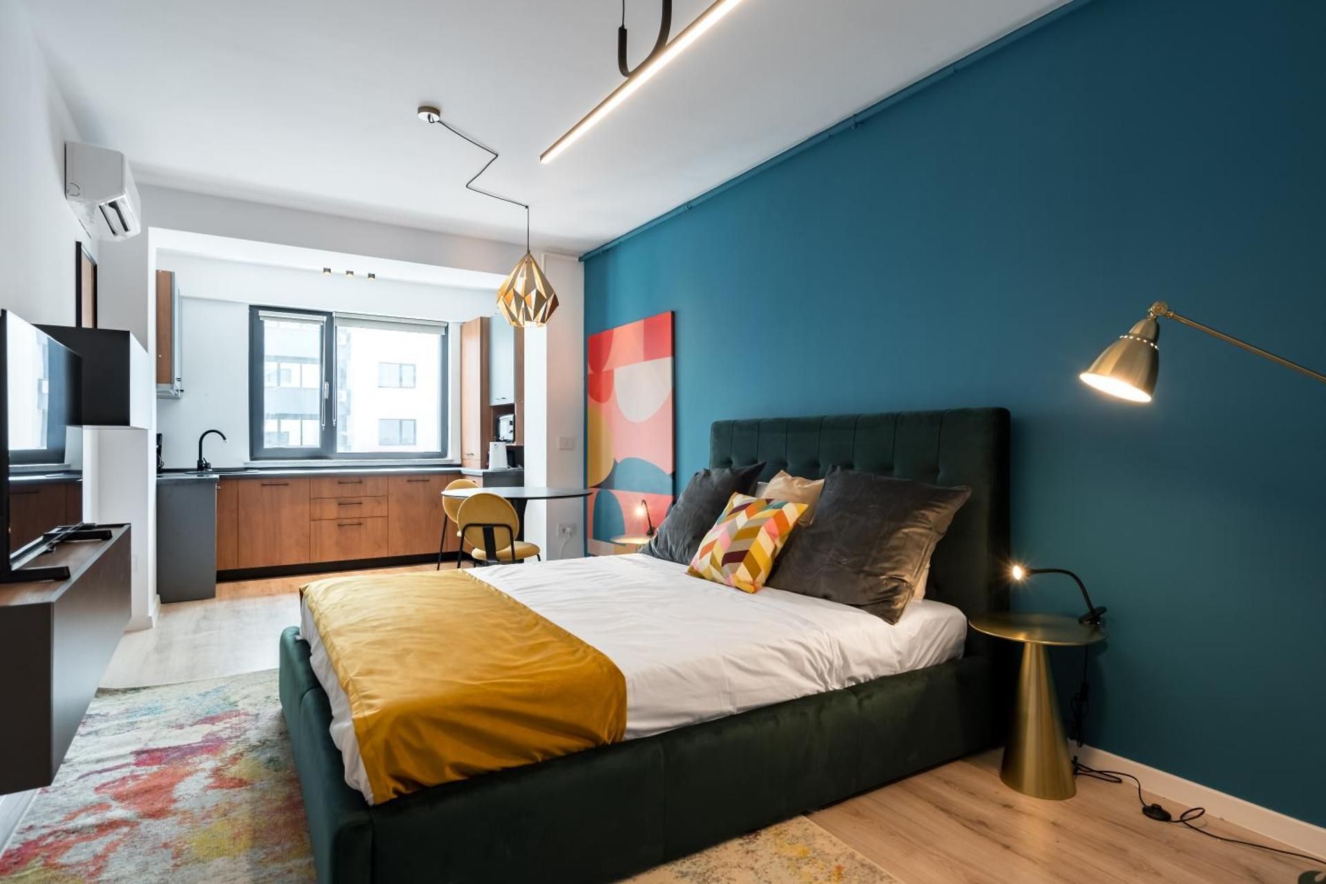 Studio Apartment with King Bed
