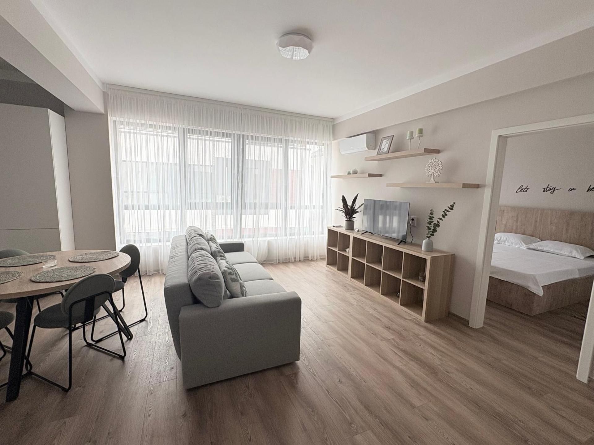 One-Bedroom Apartment with Terrace