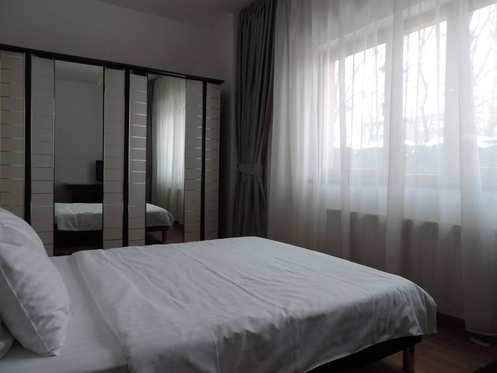 Two-Bedroom Apartment with Balcony (4 Adults)