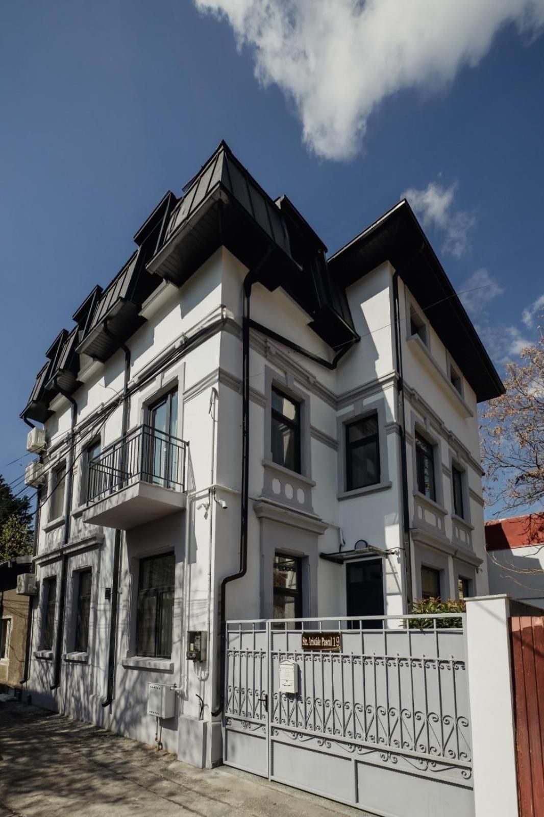Aristide House