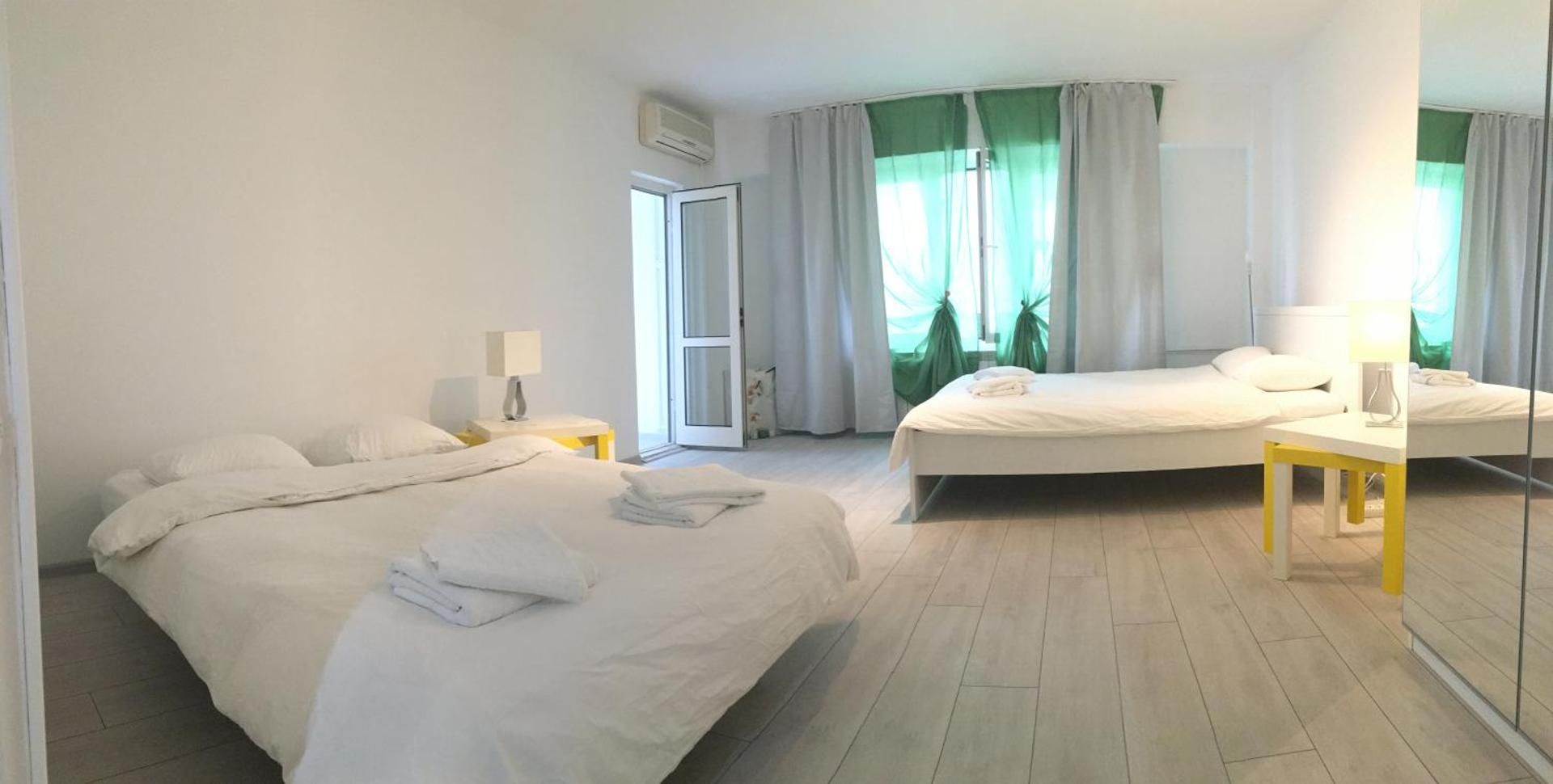 Green Apartment 4-26 Mircea Voda