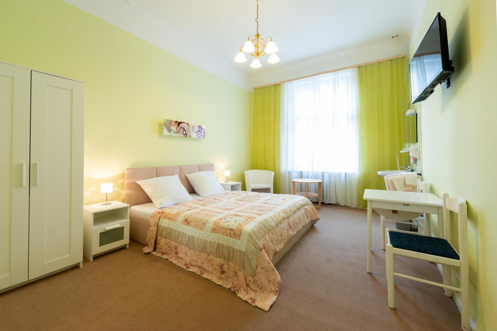 Double Room with Shared Bathroom