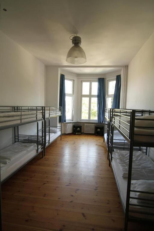 Bed in Female 8-Bed Dormitory Room