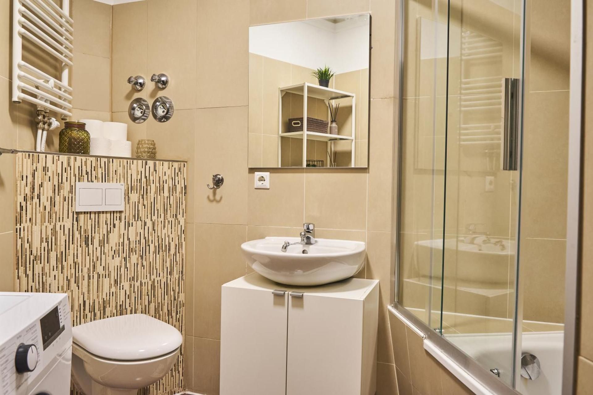 Lux Central Apartment Studio Apartment 2