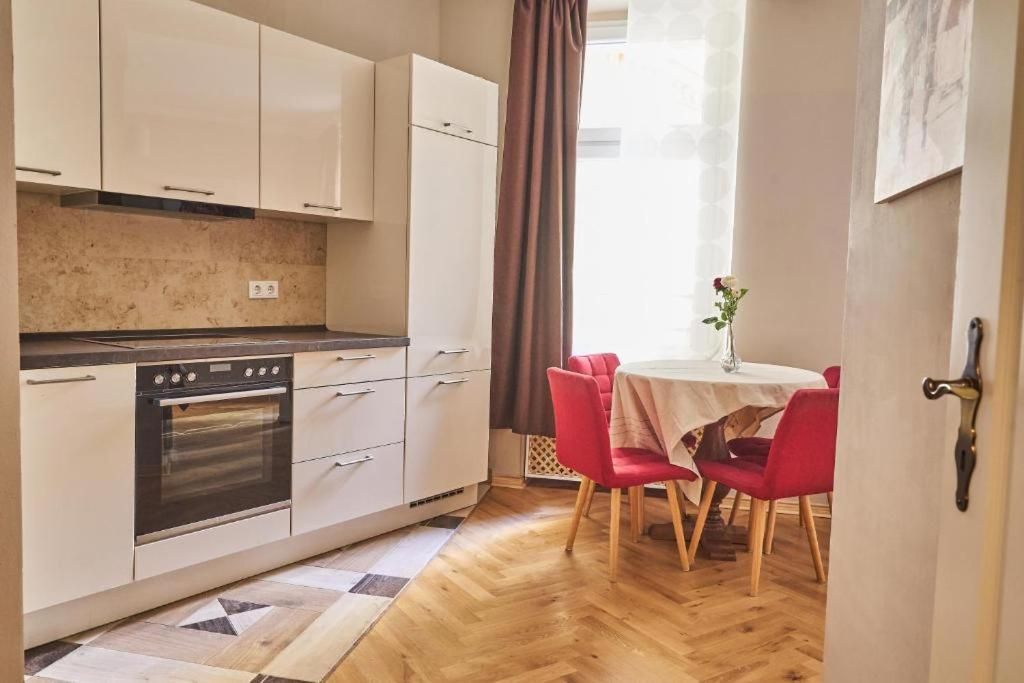 Lux Central Apartment Studio Apartment 3