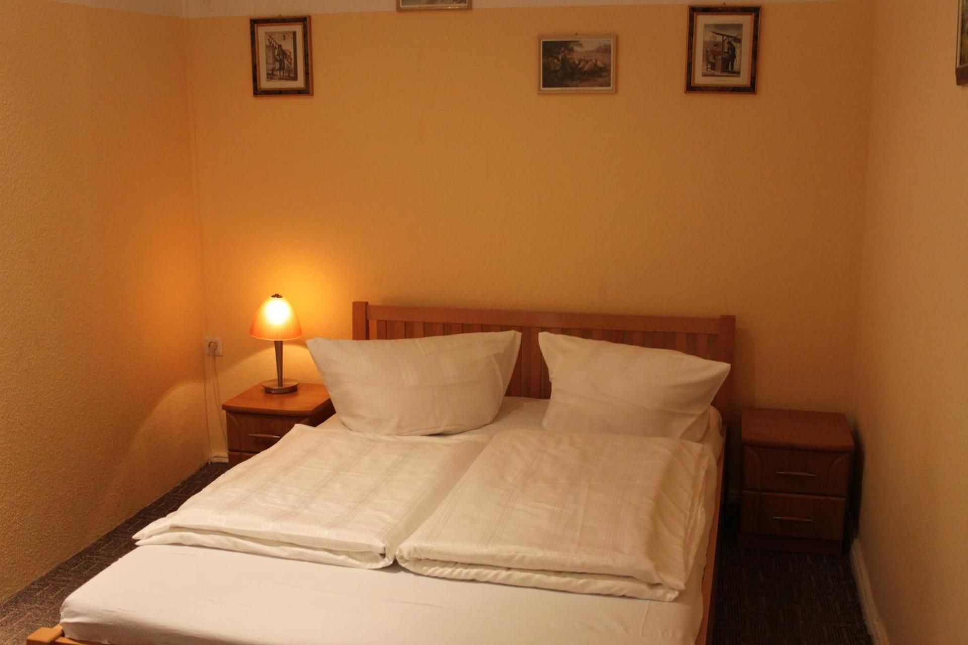 Double Room with Shared Bathroom