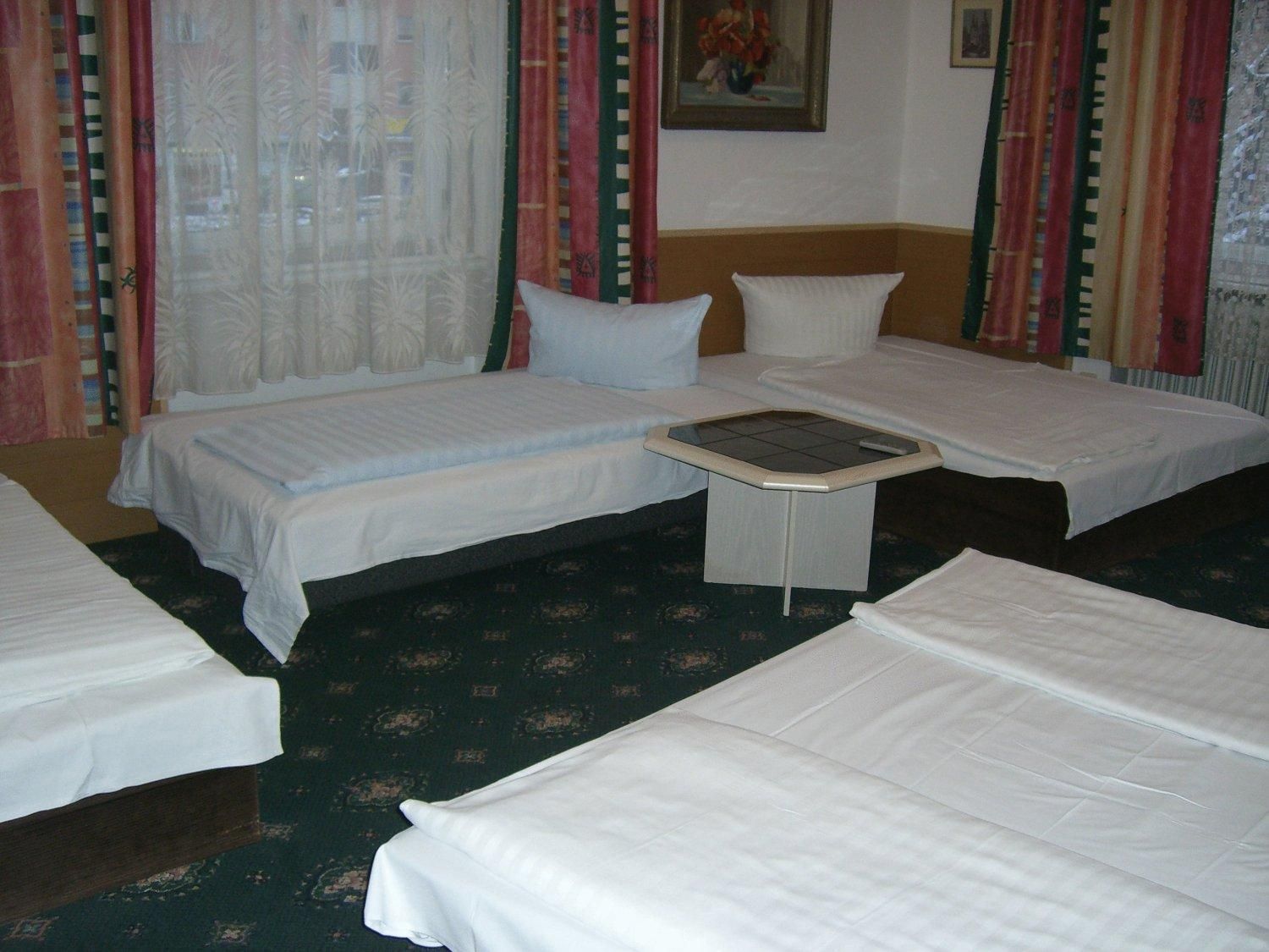 Six-Bed Room