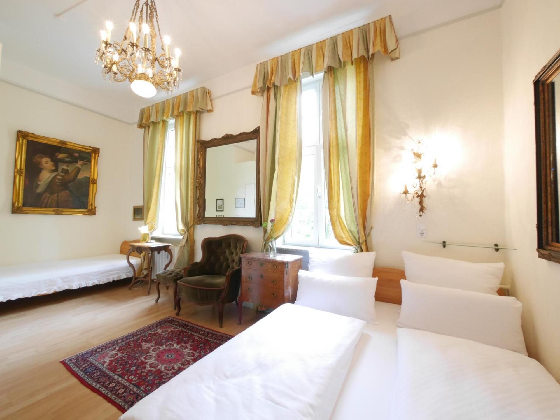 Classic Triple Room