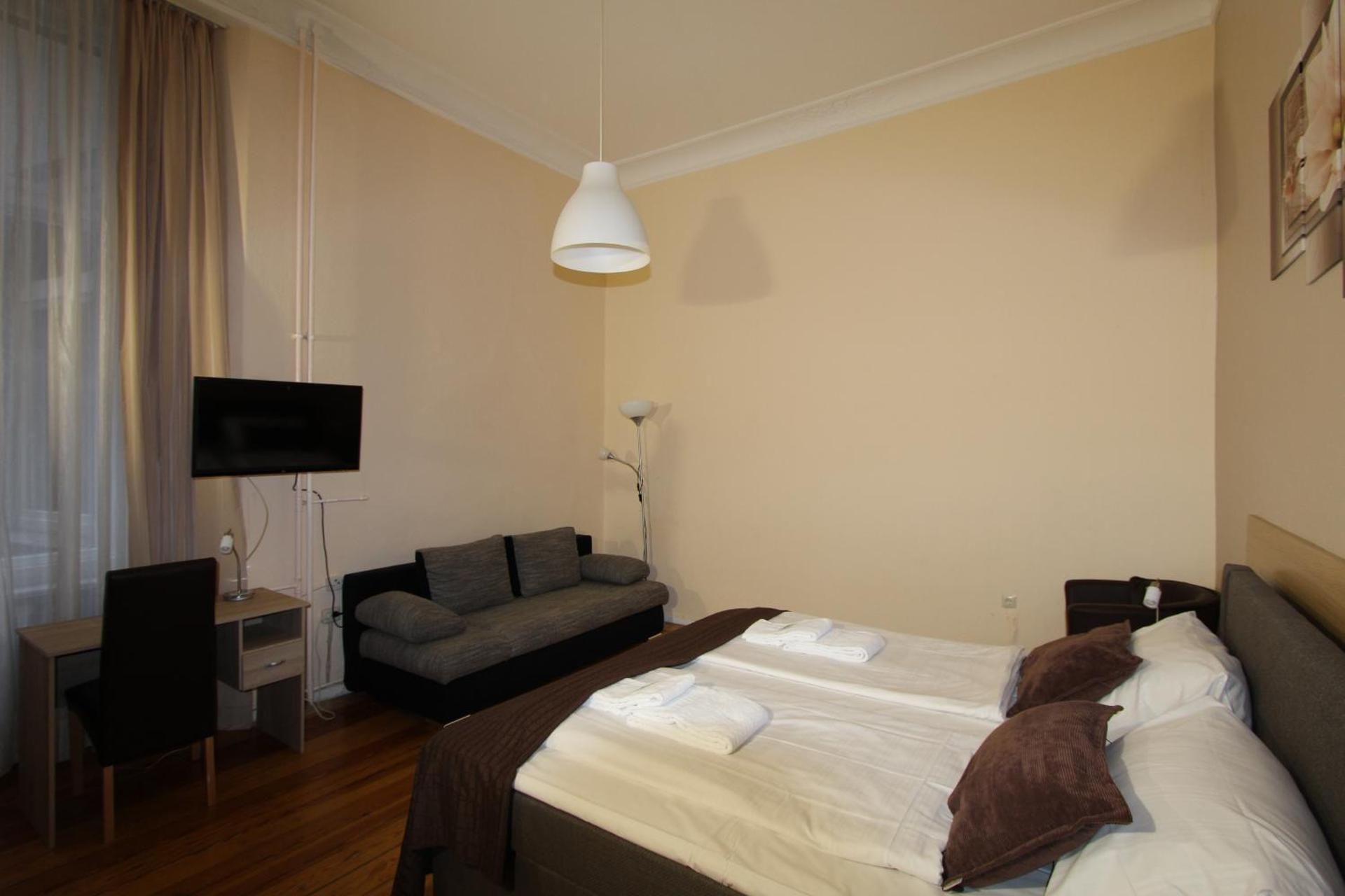 Comfort Triple Room