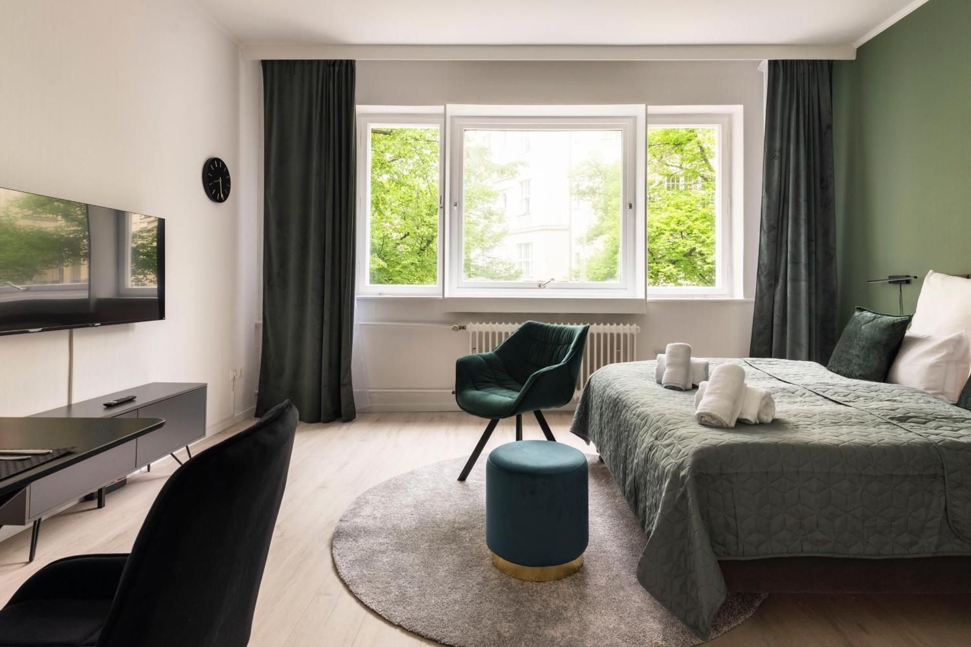 One-Bedroom Apartment