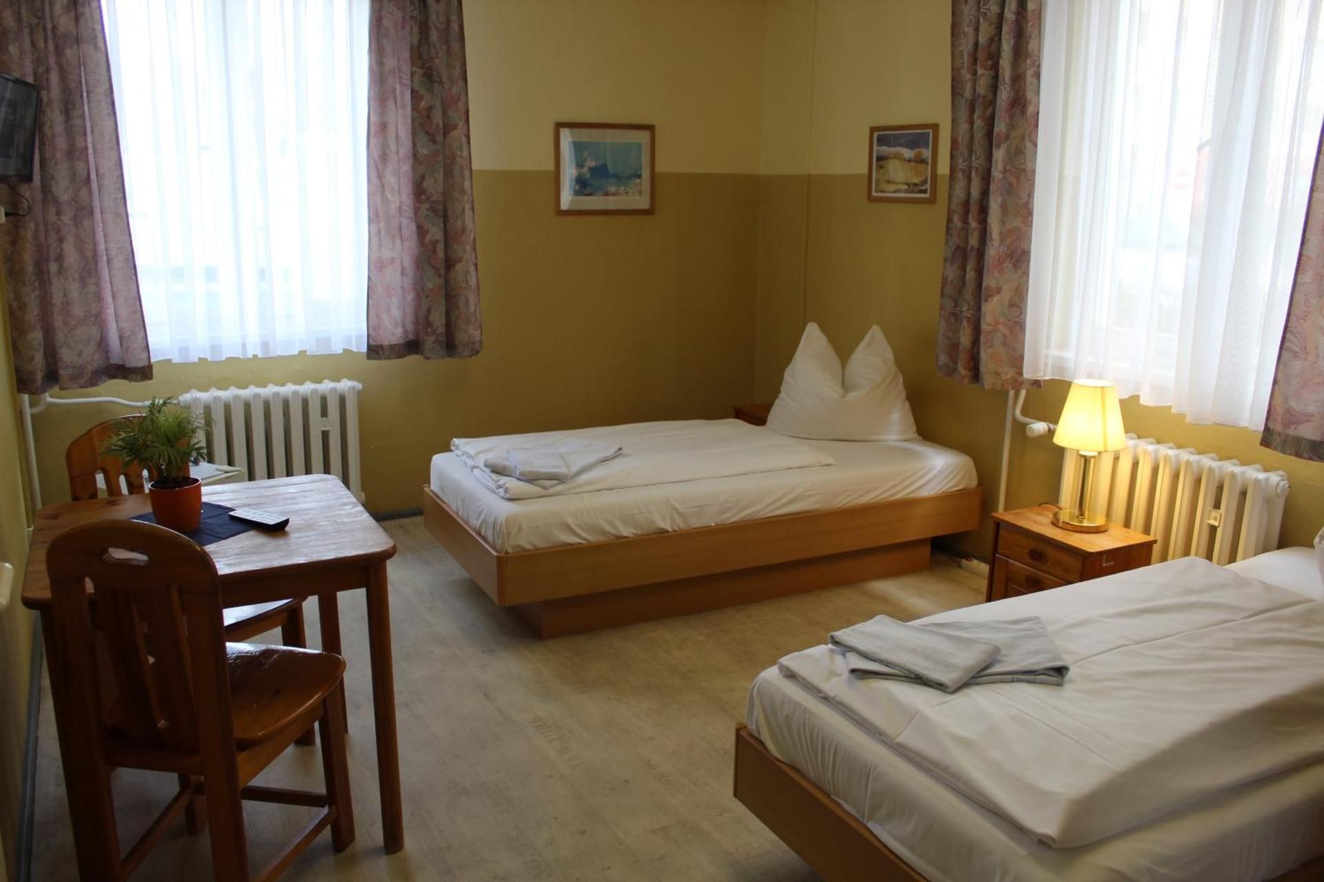 Quadruple Room with Shared Bathroom