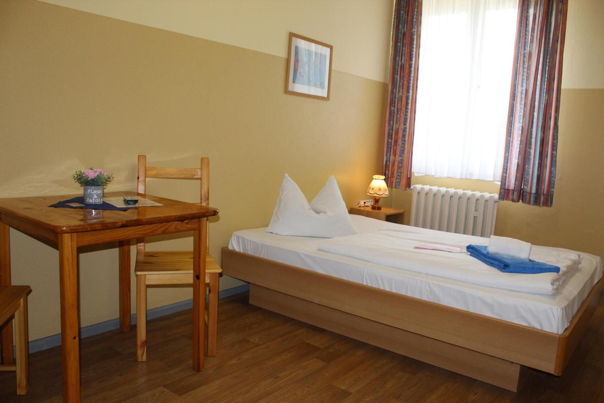 Single Room with Shared Bathroom