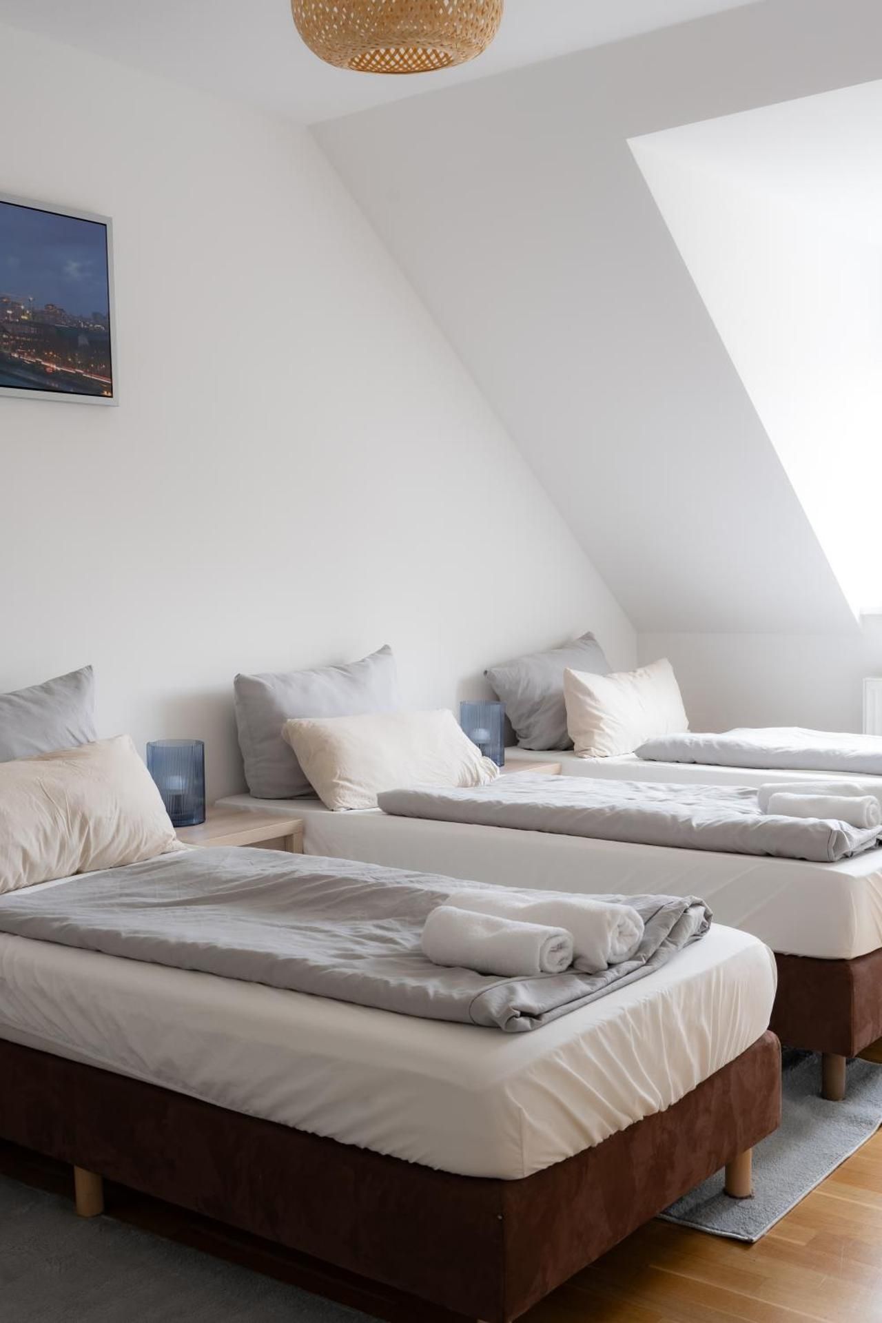 One-Bedroom Apartment with Balcony