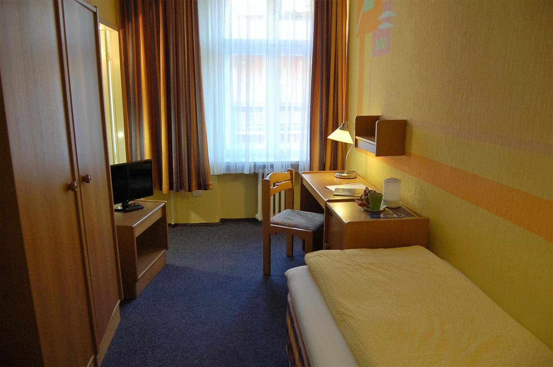 Single Room with Bathroom