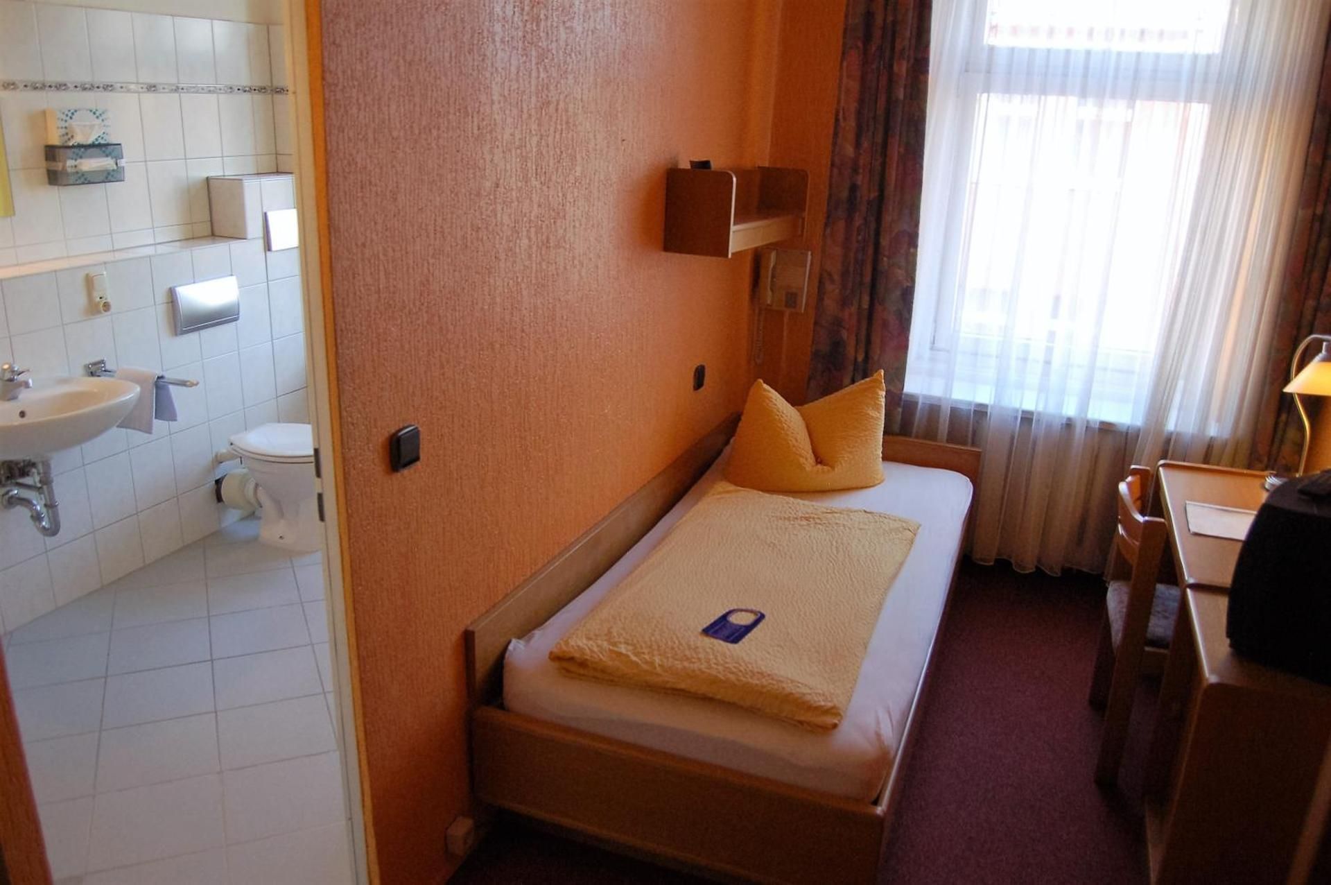 Single Room with Bathroom