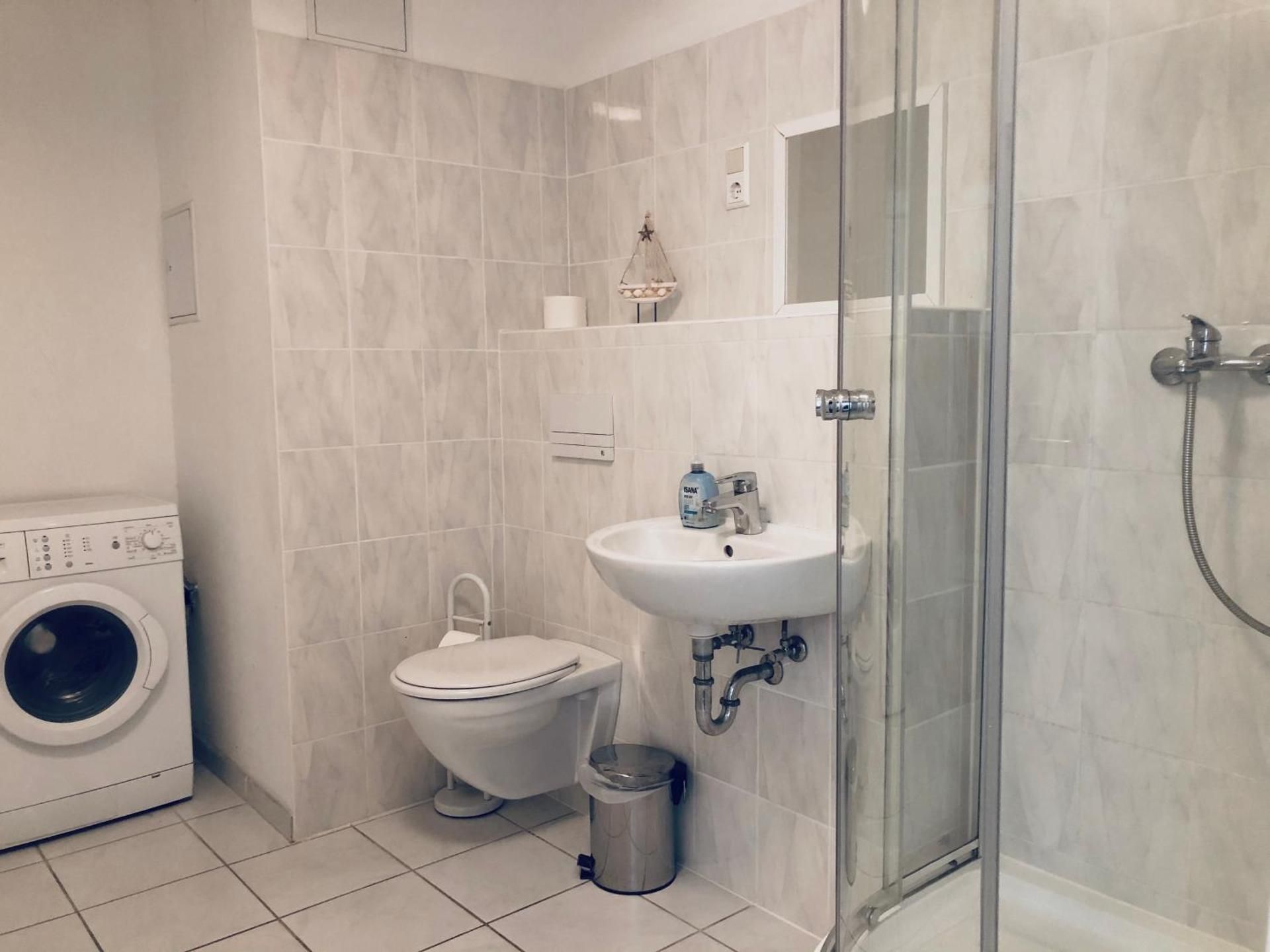 Standard Double Room with Shared Bathroom