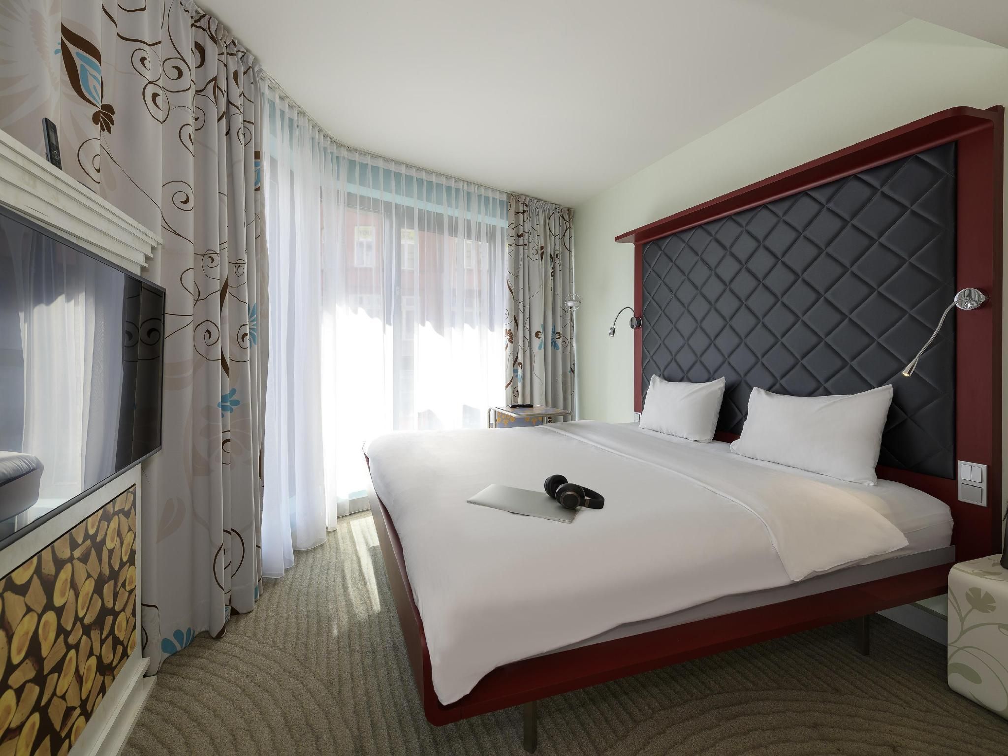 ibis Styles Hotel Berlin Mitte Room with 1 queen size bed