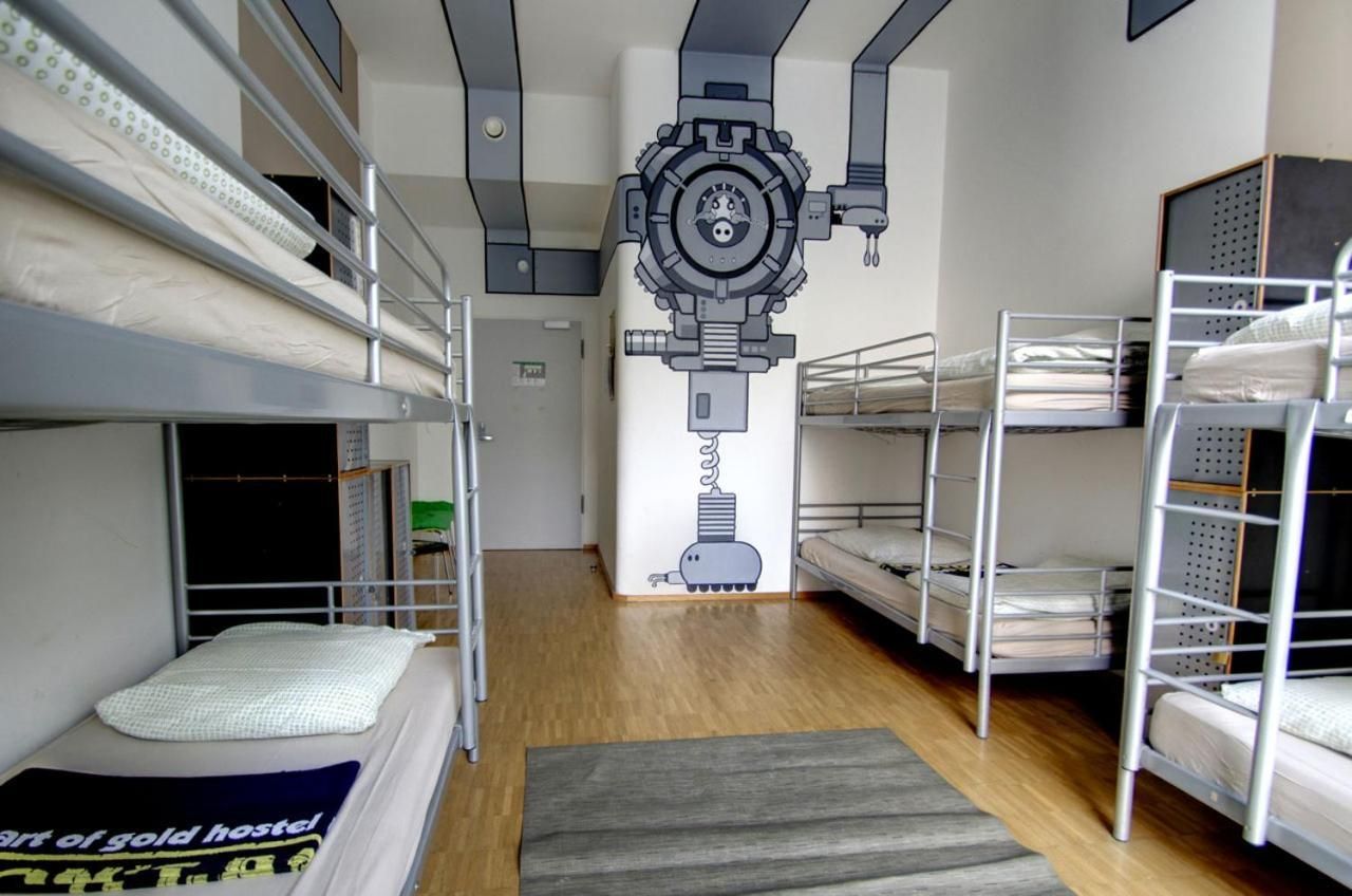 Bed in 7-Bed Dorm