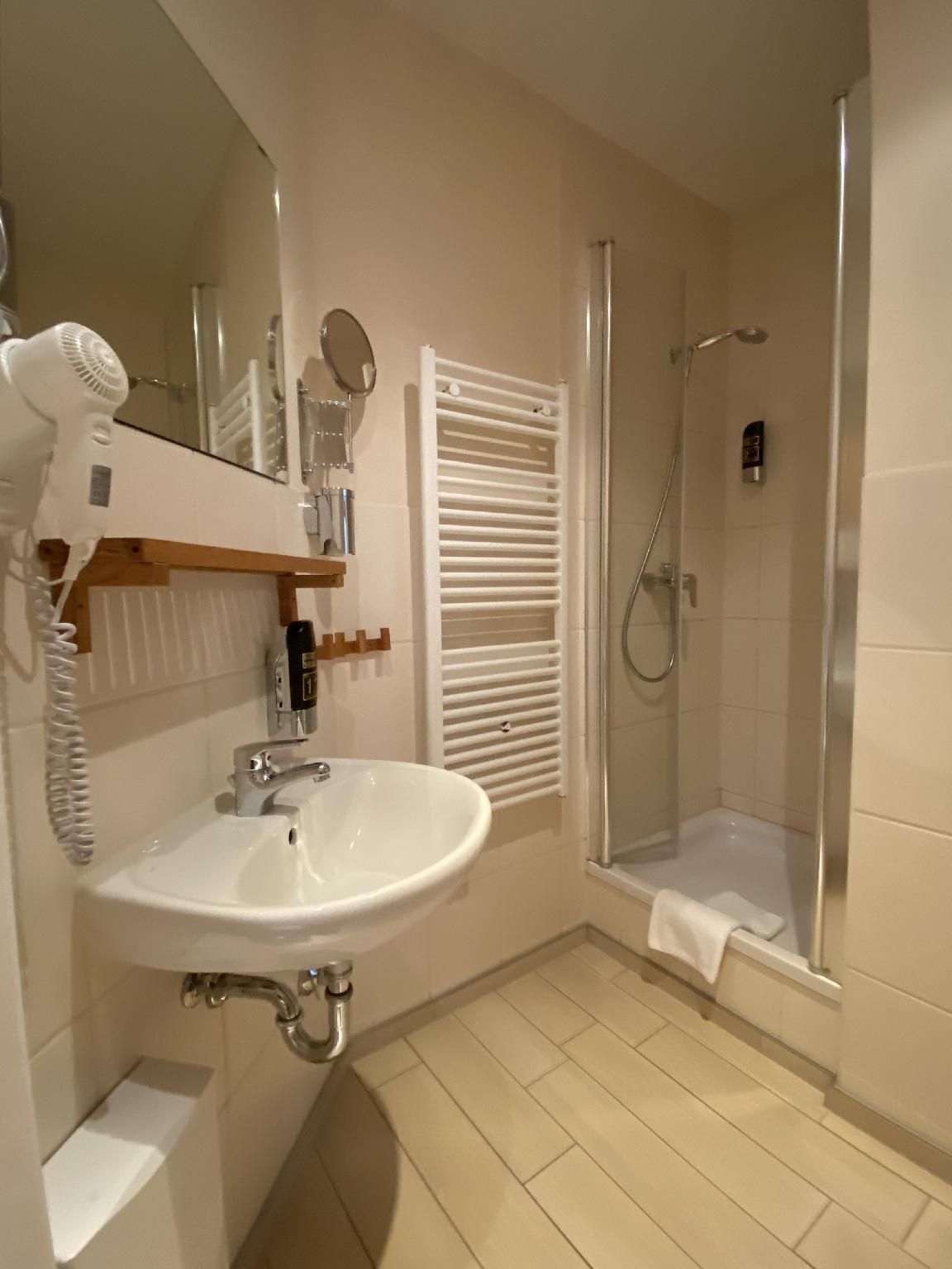 Twin Room En-Suite