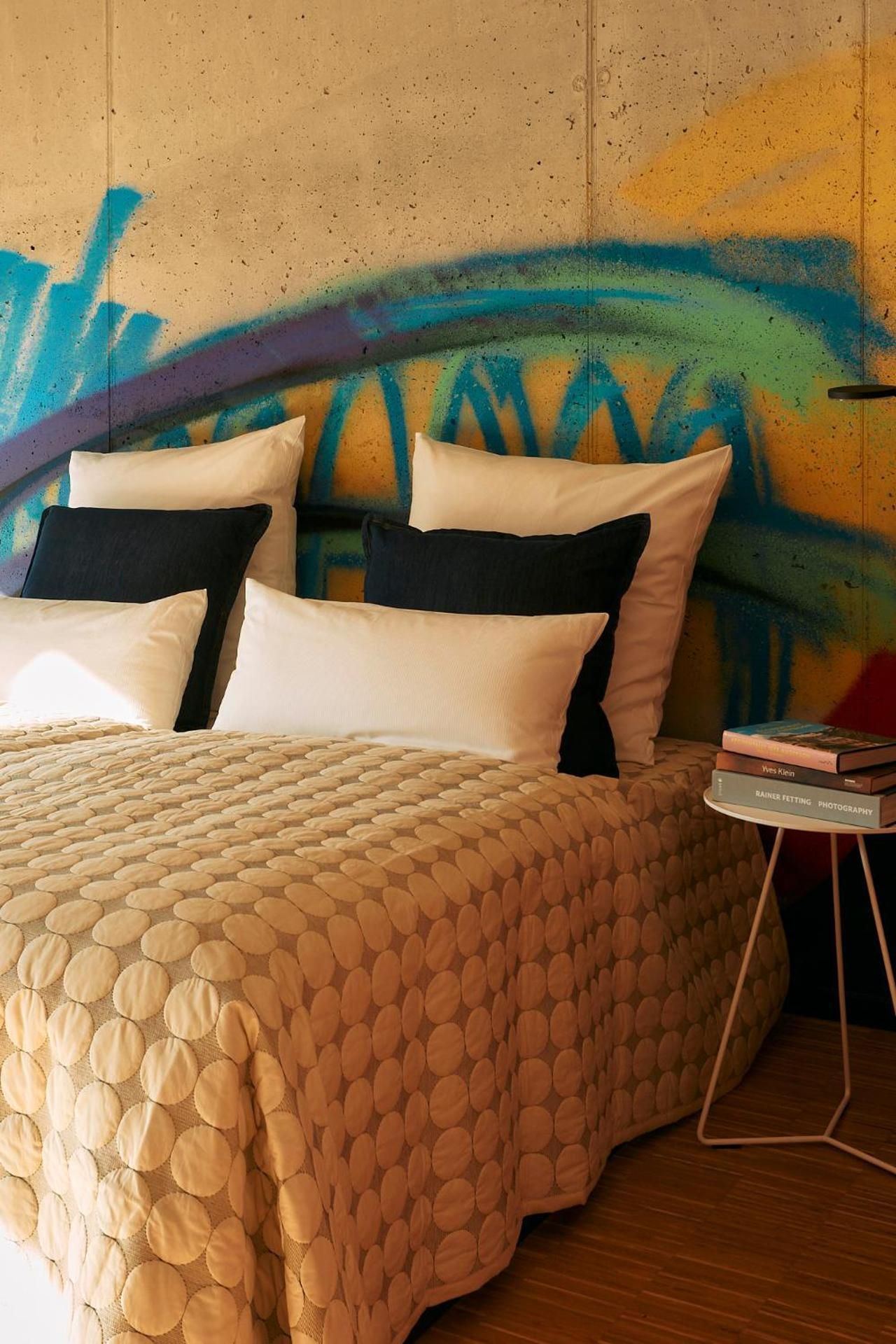 Studio Apartment with Balcony