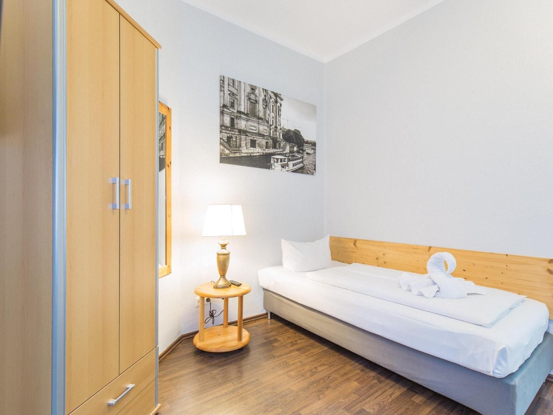 Single Room with Private External Bathroom