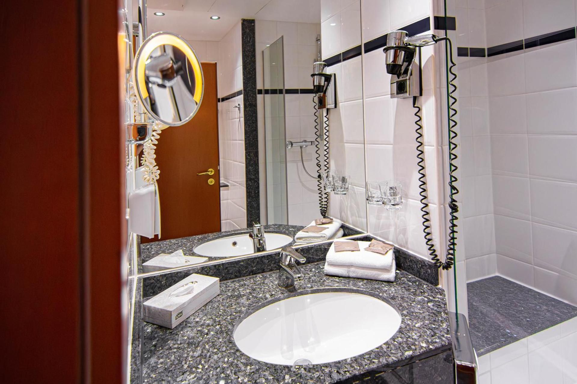 Double Room Forest View