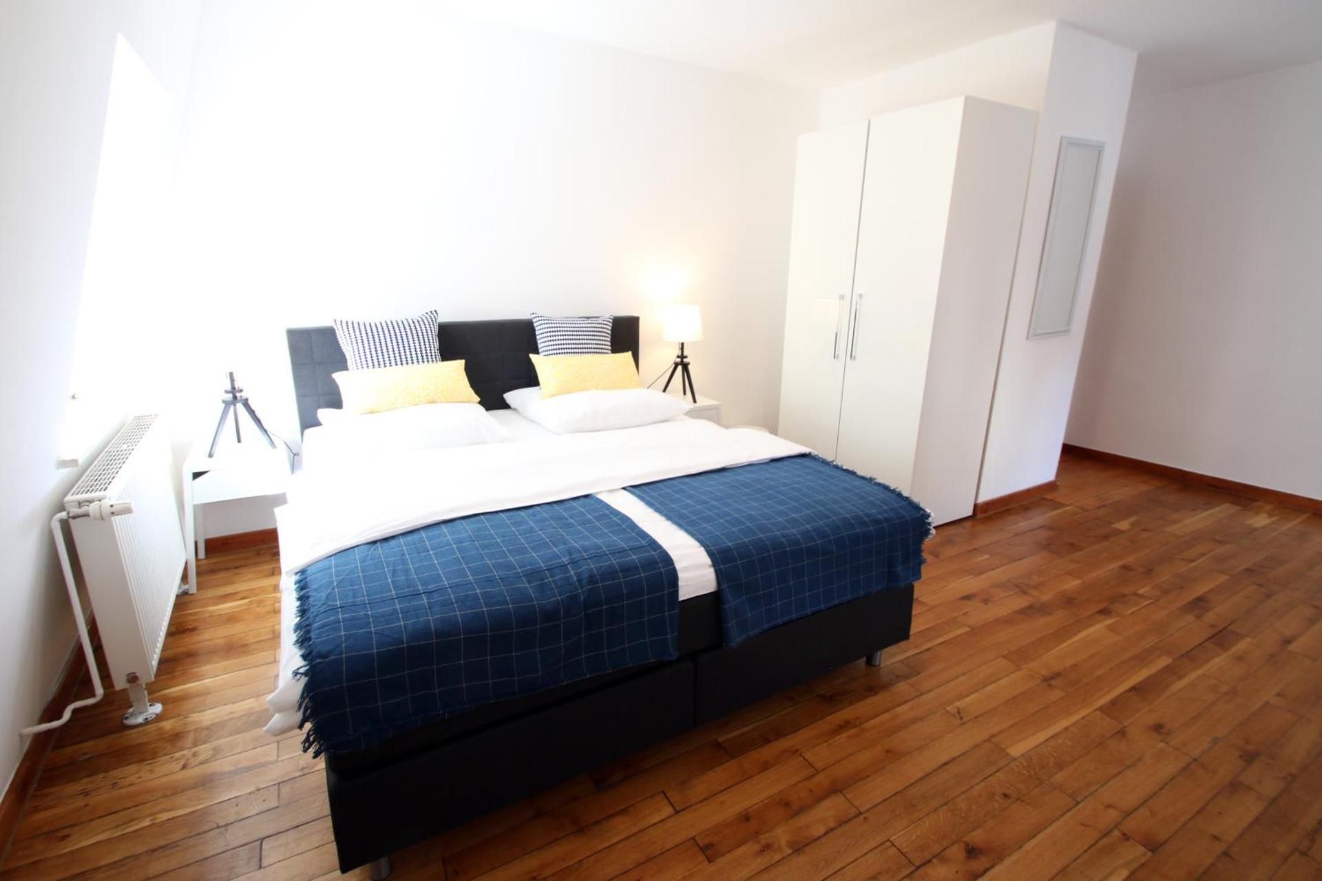 Studio Apartment with Kingsize Bed (annex) 2.OG