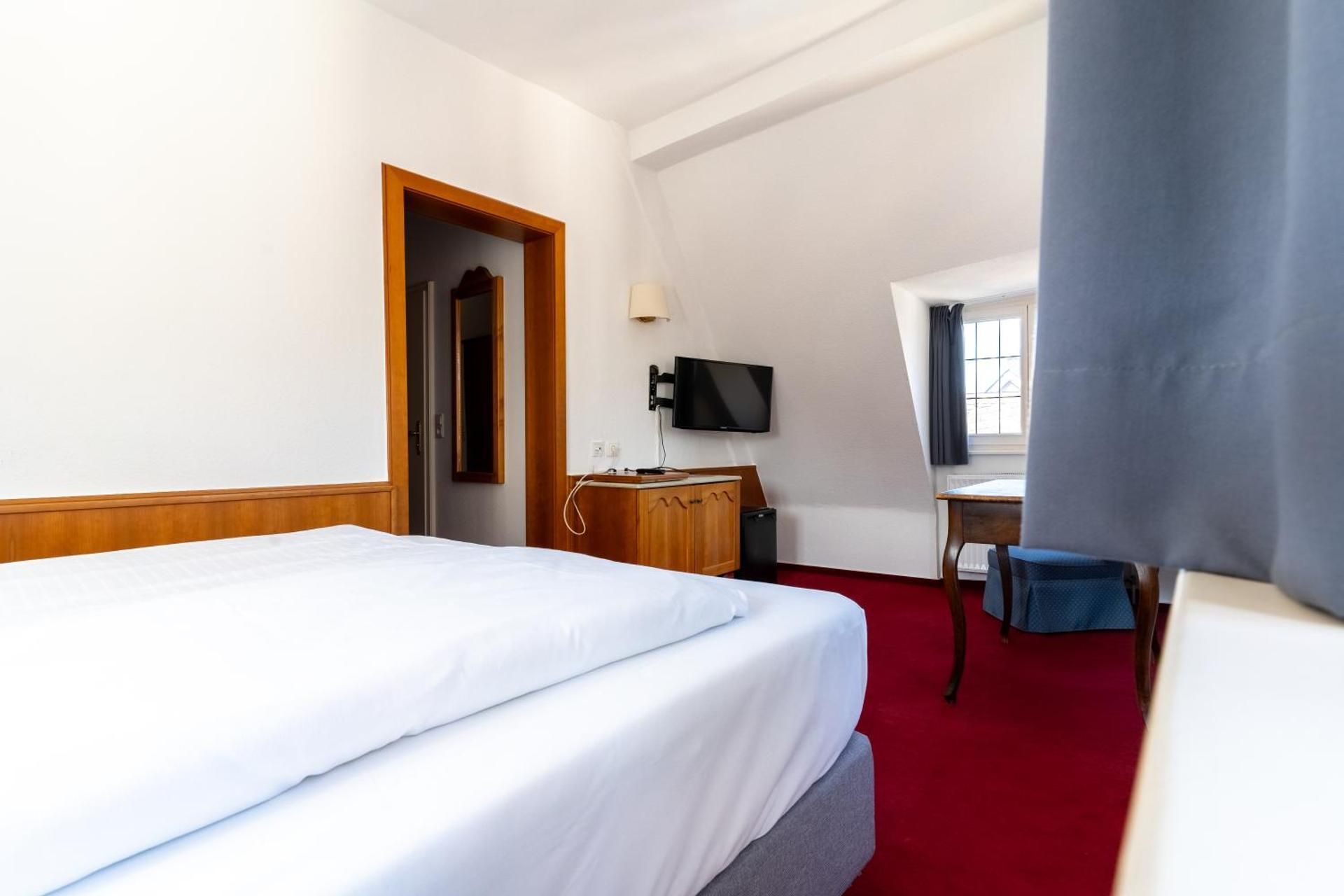 Economy Single Room