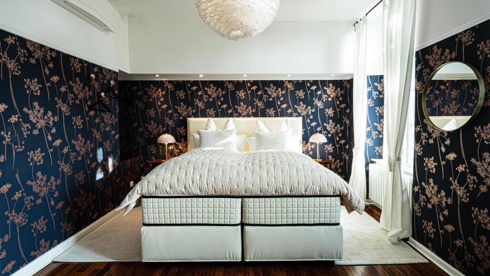 Superior Residence with 2 Bedrooms, 2 Double Beds and Elevator