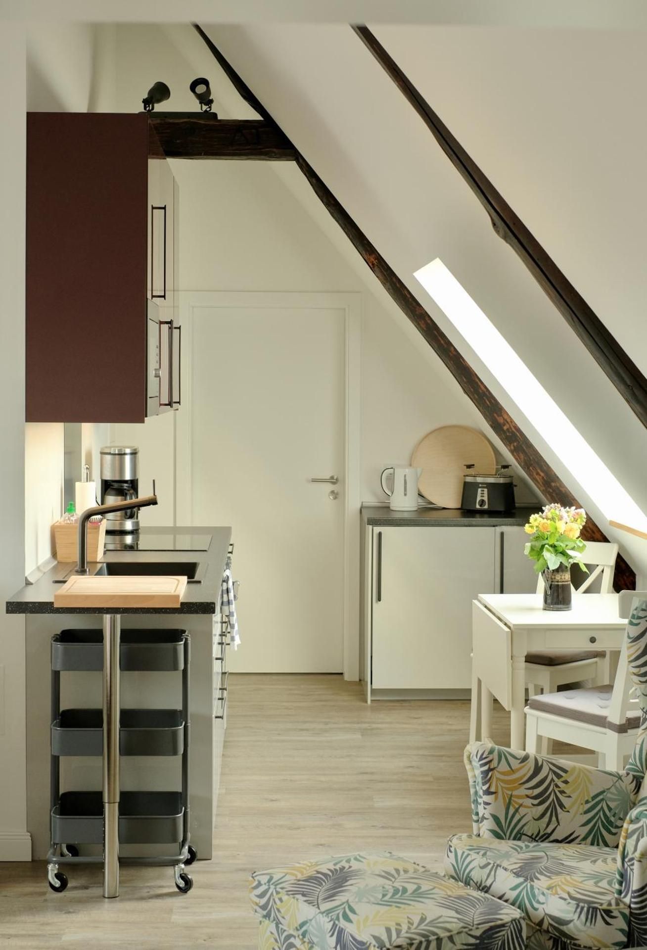 King Studio with Sofa Bed