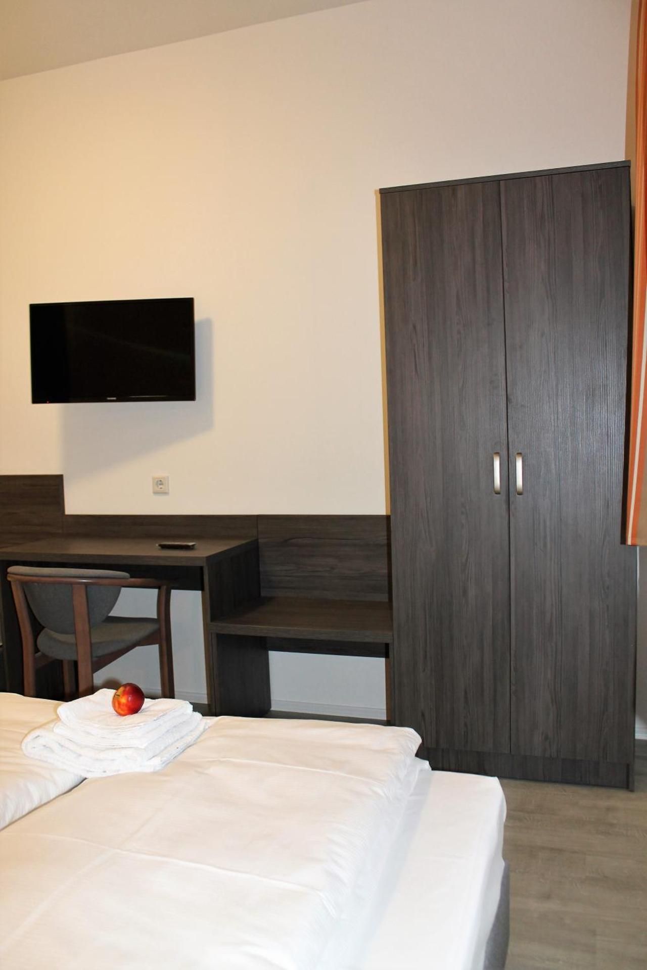 Double or Twin Room with Shared Bathroom