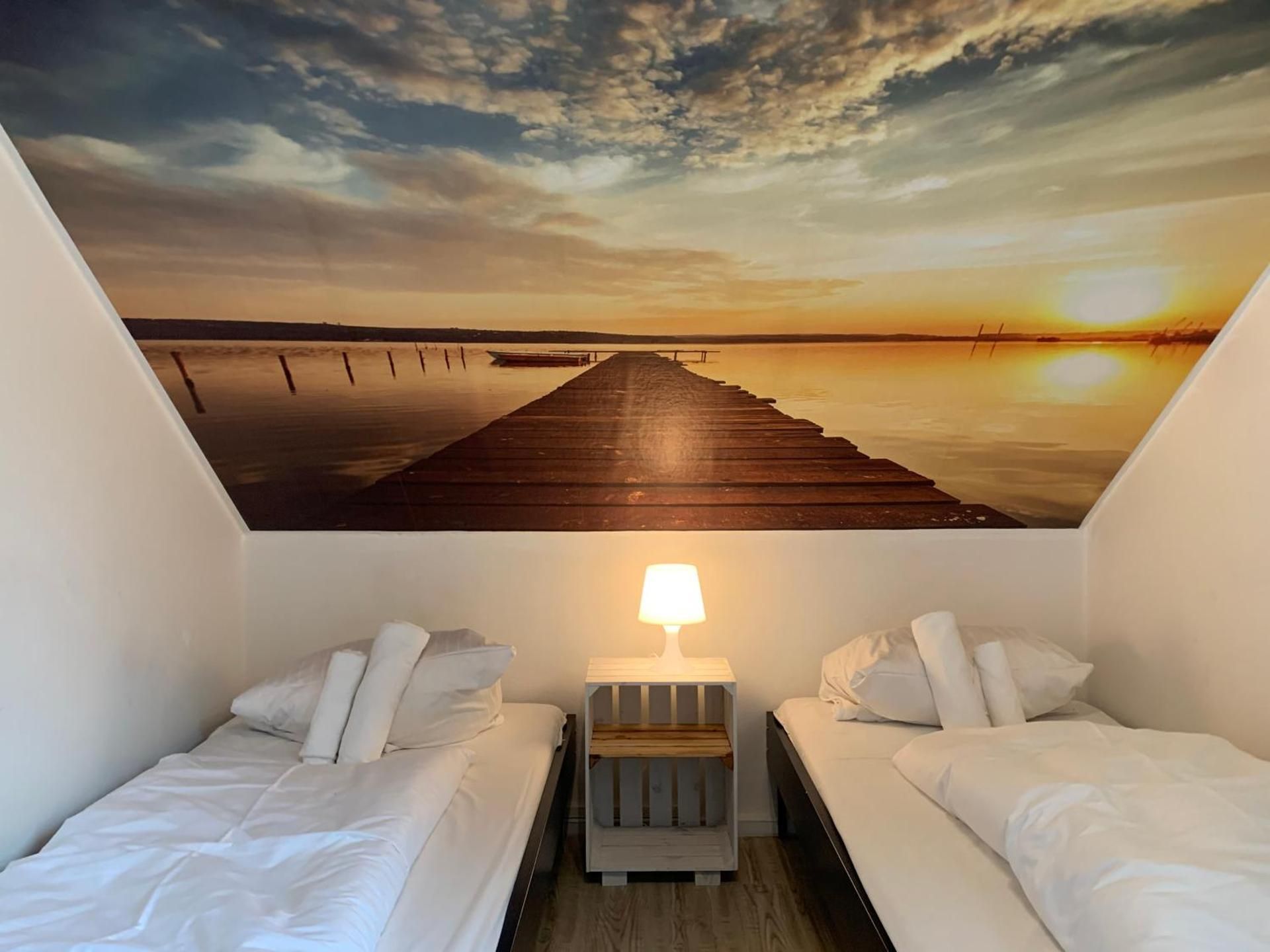Standard Double Room with Shared Bathroom and Shared Kitchen