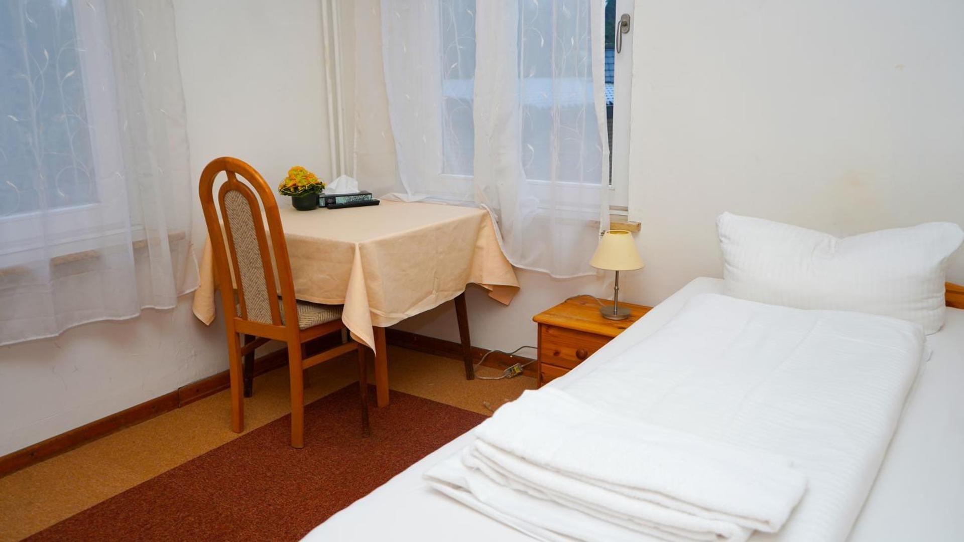 Standard Single Room
