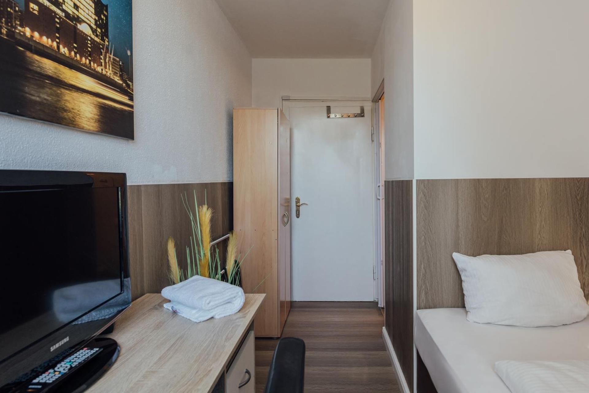 Standard Single Room
