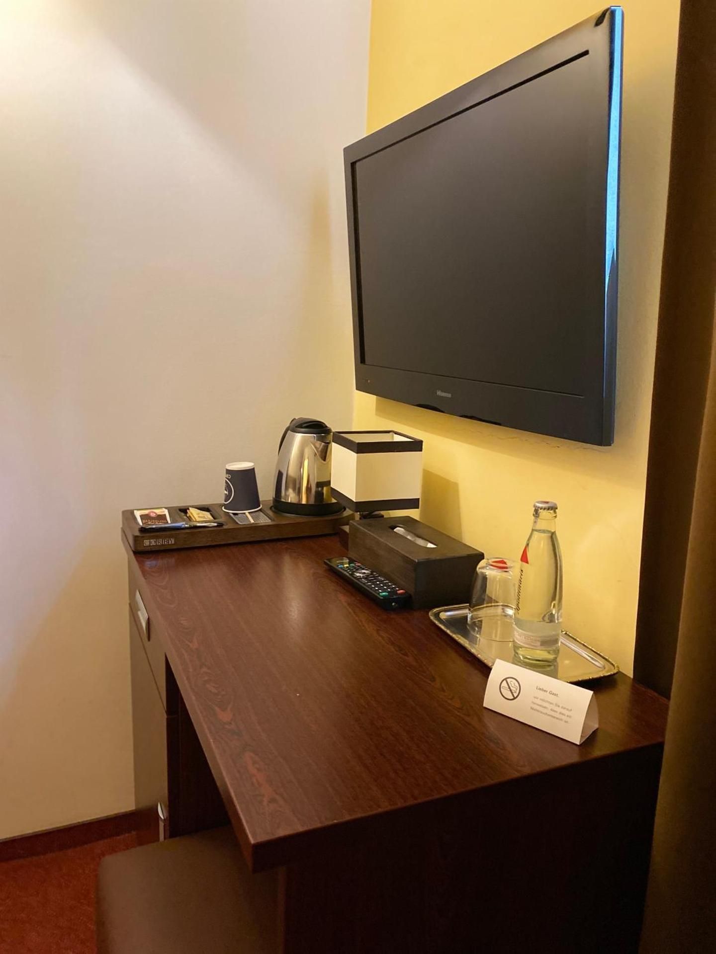 Single Room With Private Bathroom