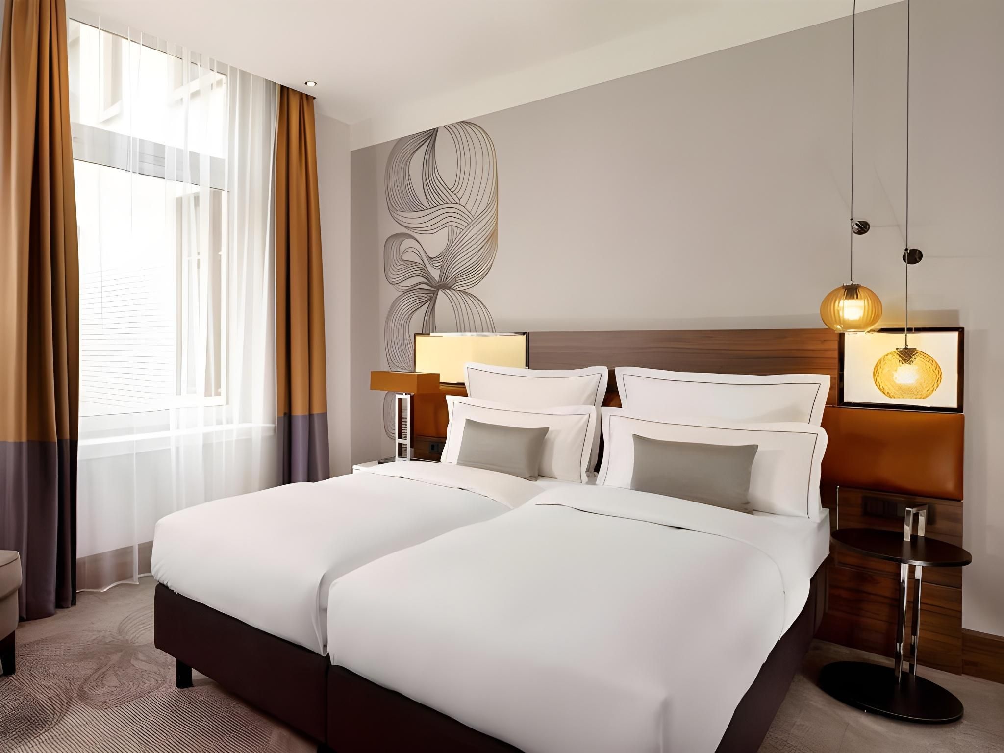 Twin Large Room